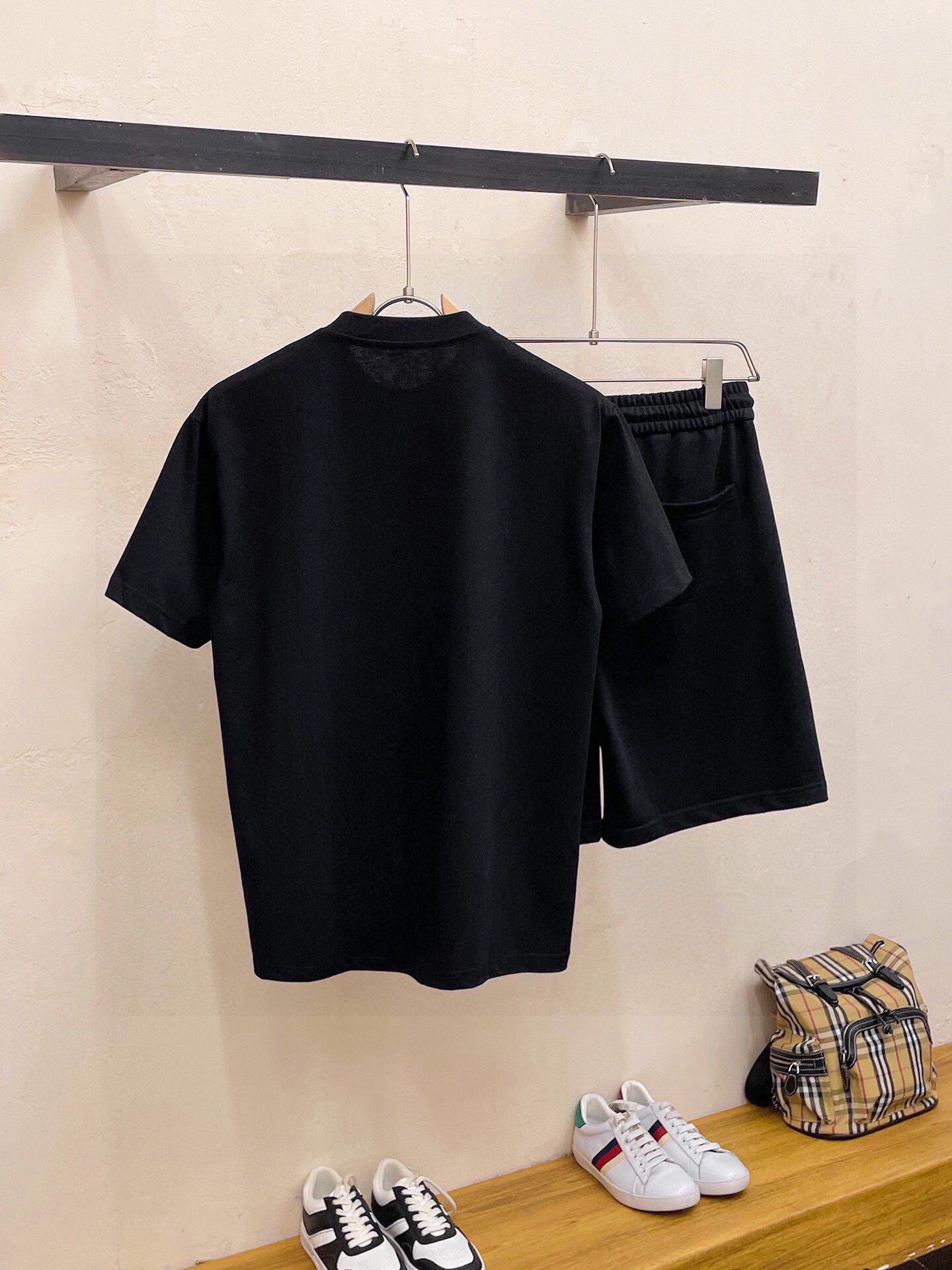 YSL clothing-131
