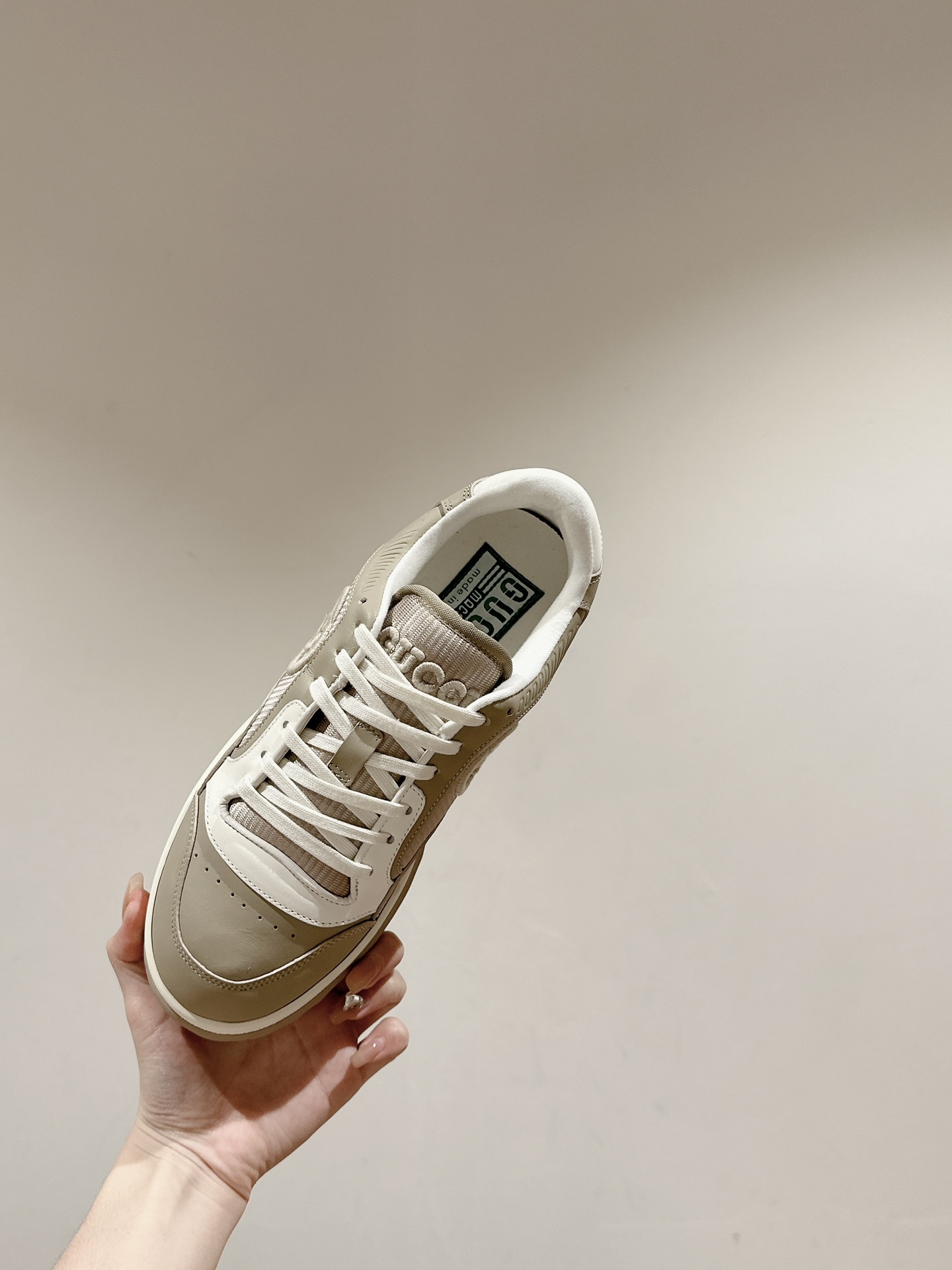 Gucci Sneakers-17