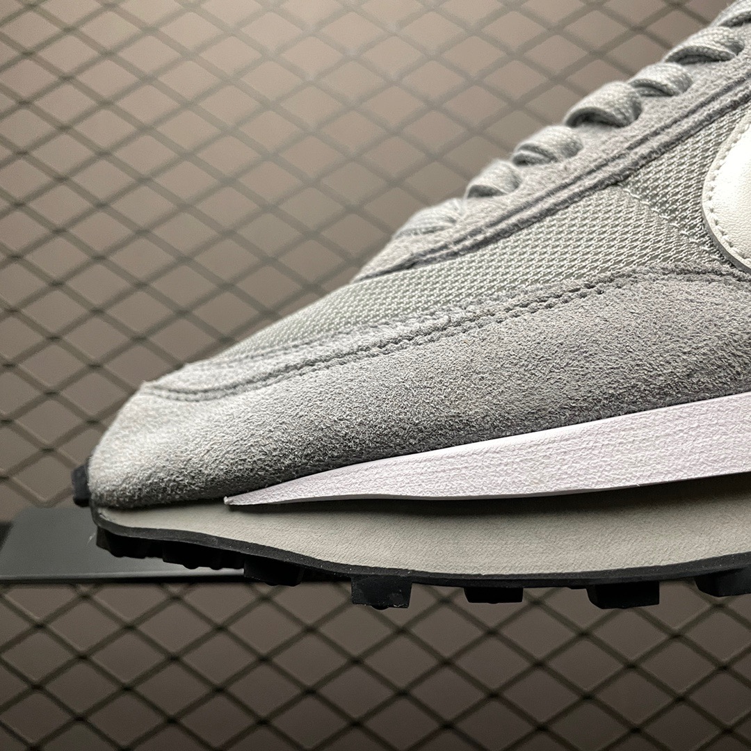 Nike Sneakers-213