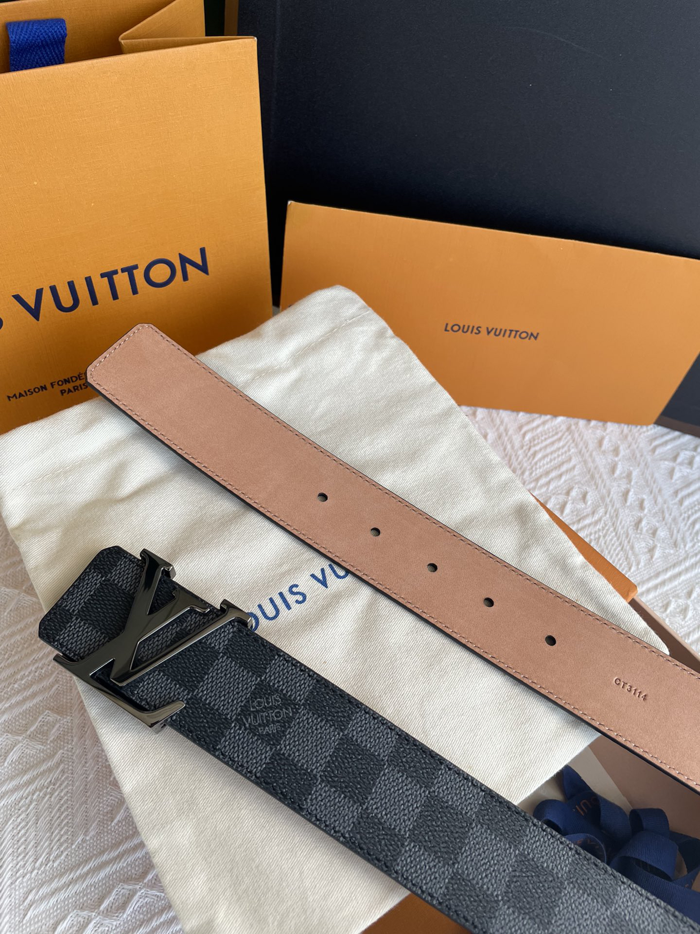 Lv belt-123