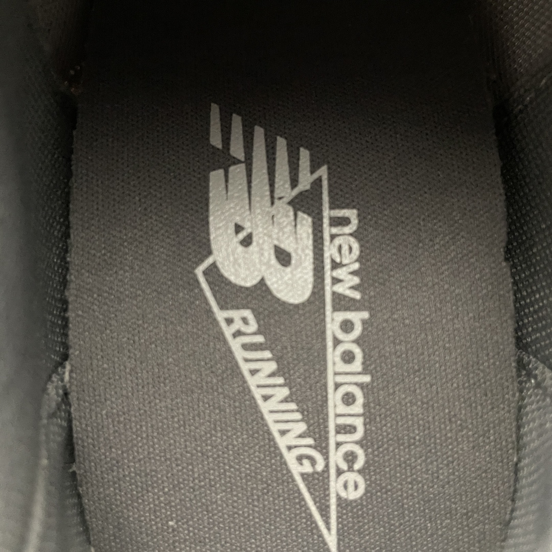 New Balance Sneakers-245