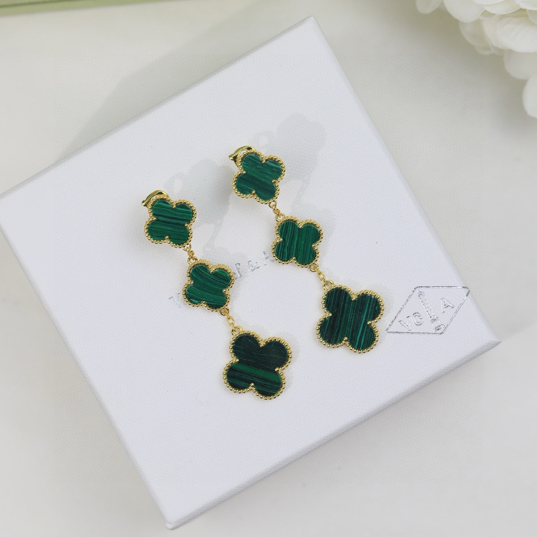 Van Cleef & Arpels earring-58