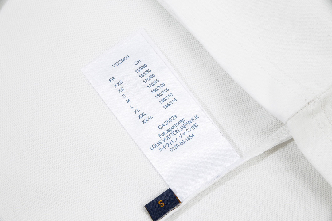 LV clothing-61