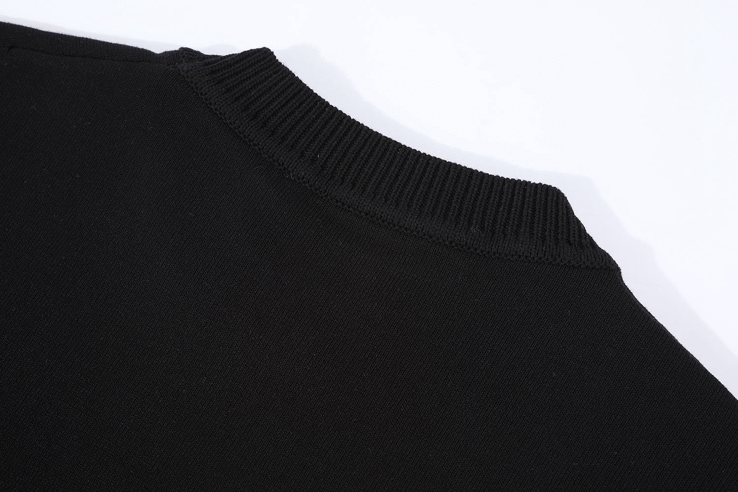LV clothing-230