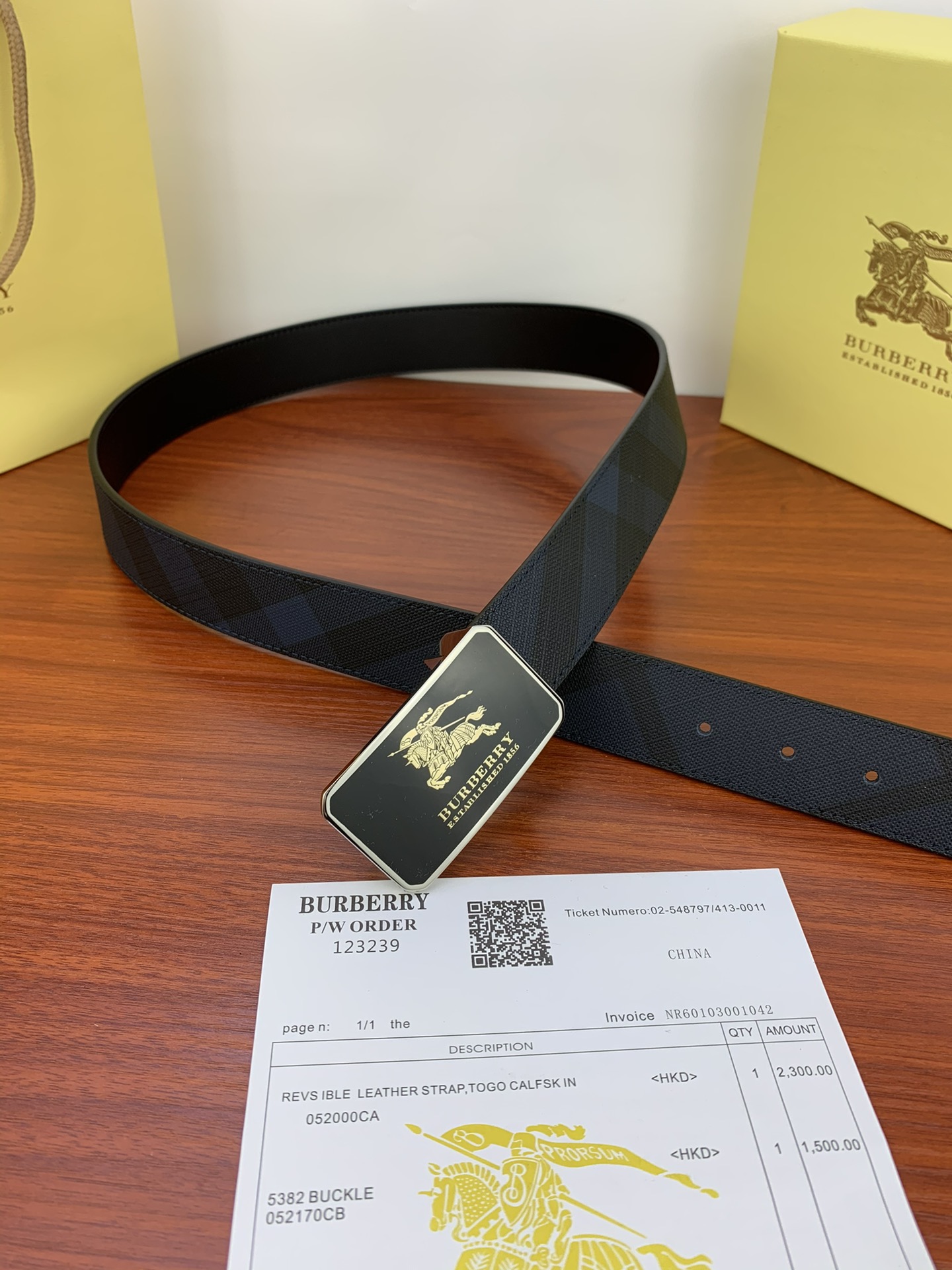 Burberry belt-89