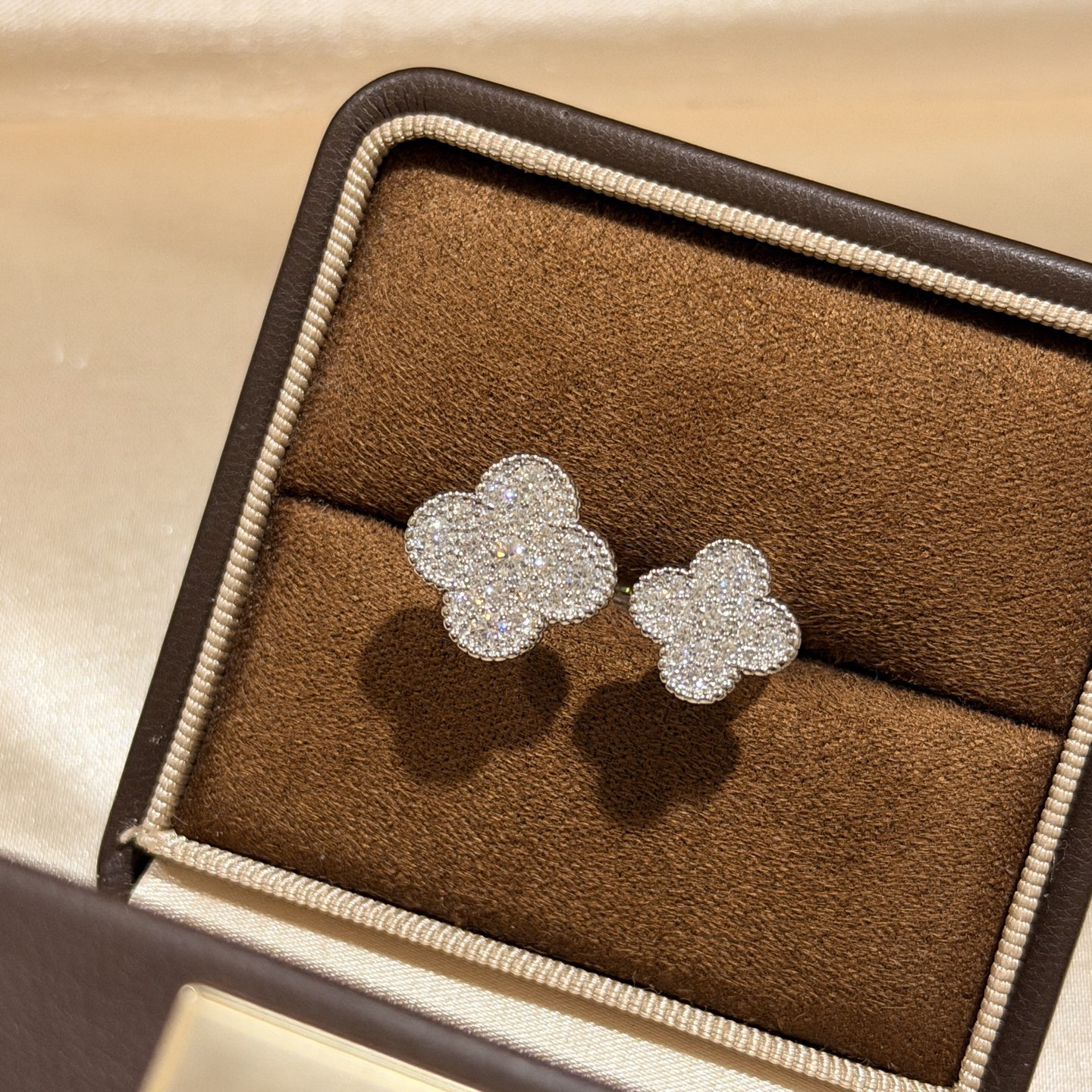 Van Cleef & Arpels ring-62