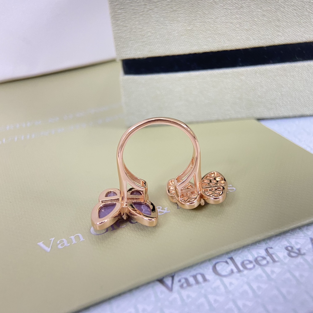 Van Cleef & Arpels ring-112