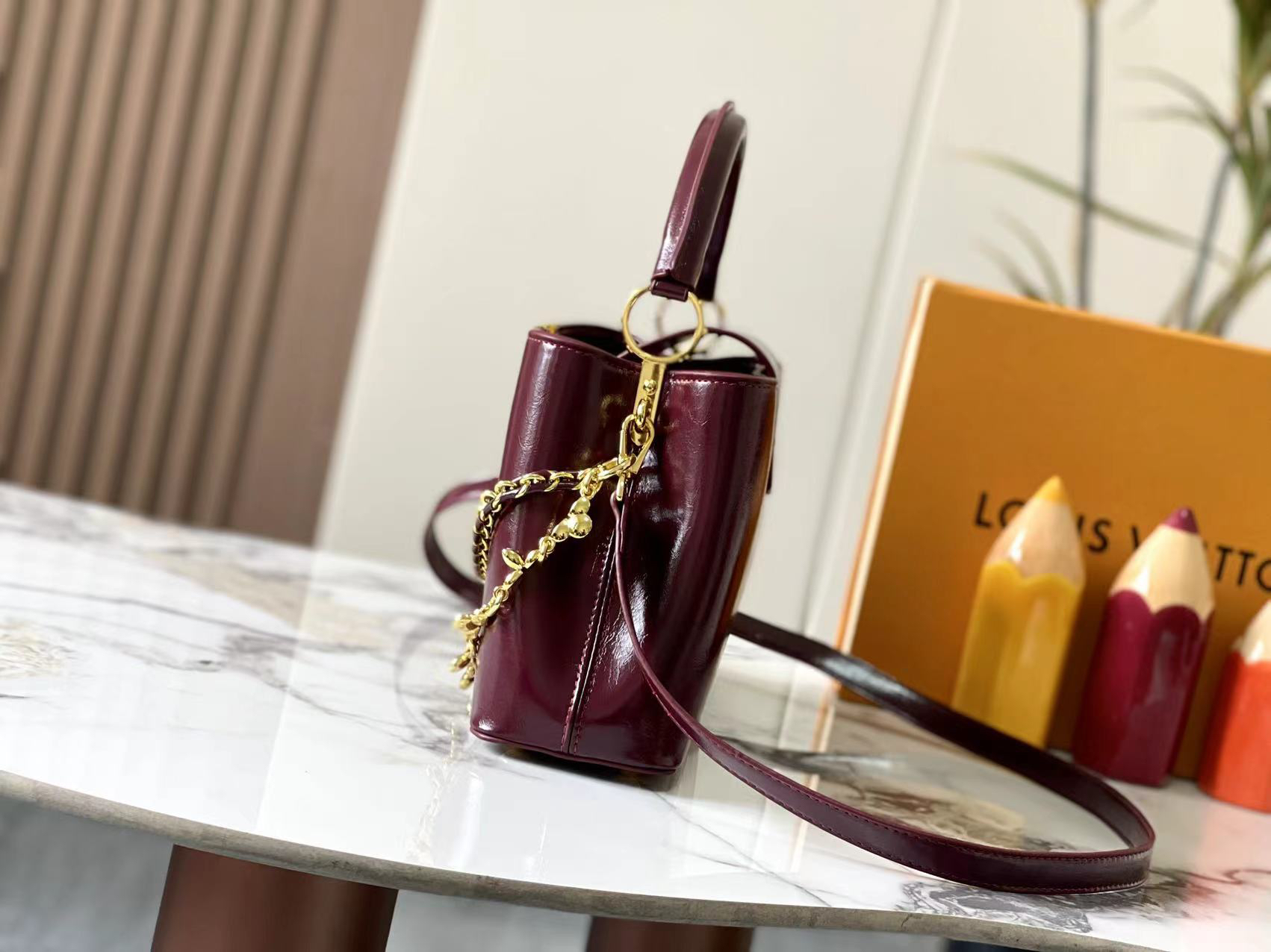 Louis Vuitton Hot New Product-141