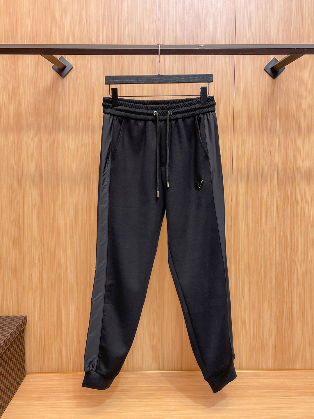 Prada Clothing-74