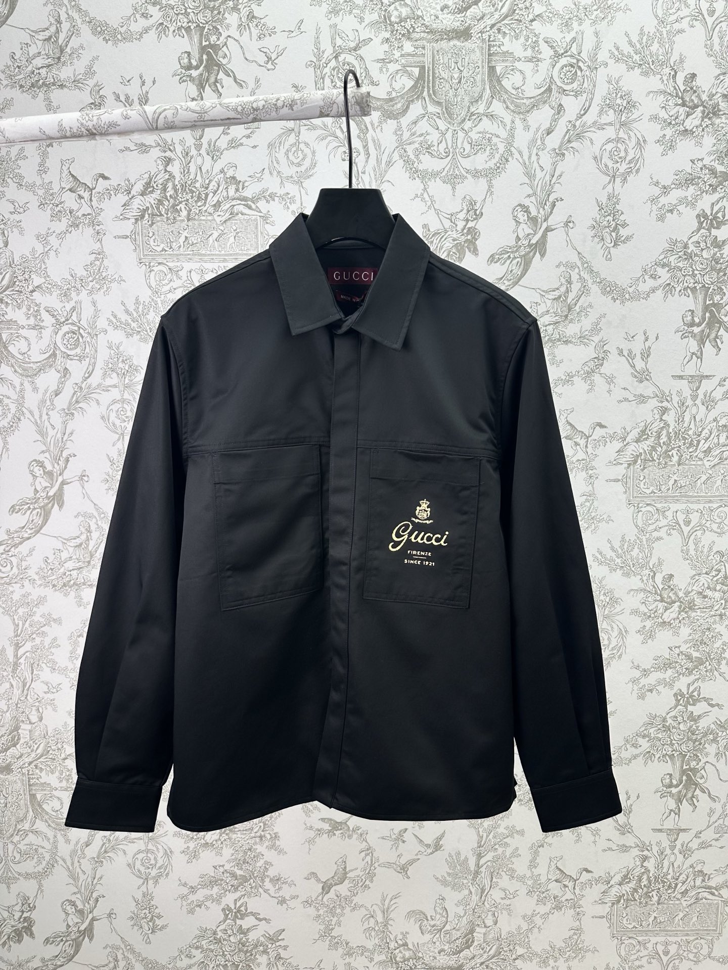 Gucci Clothing-296