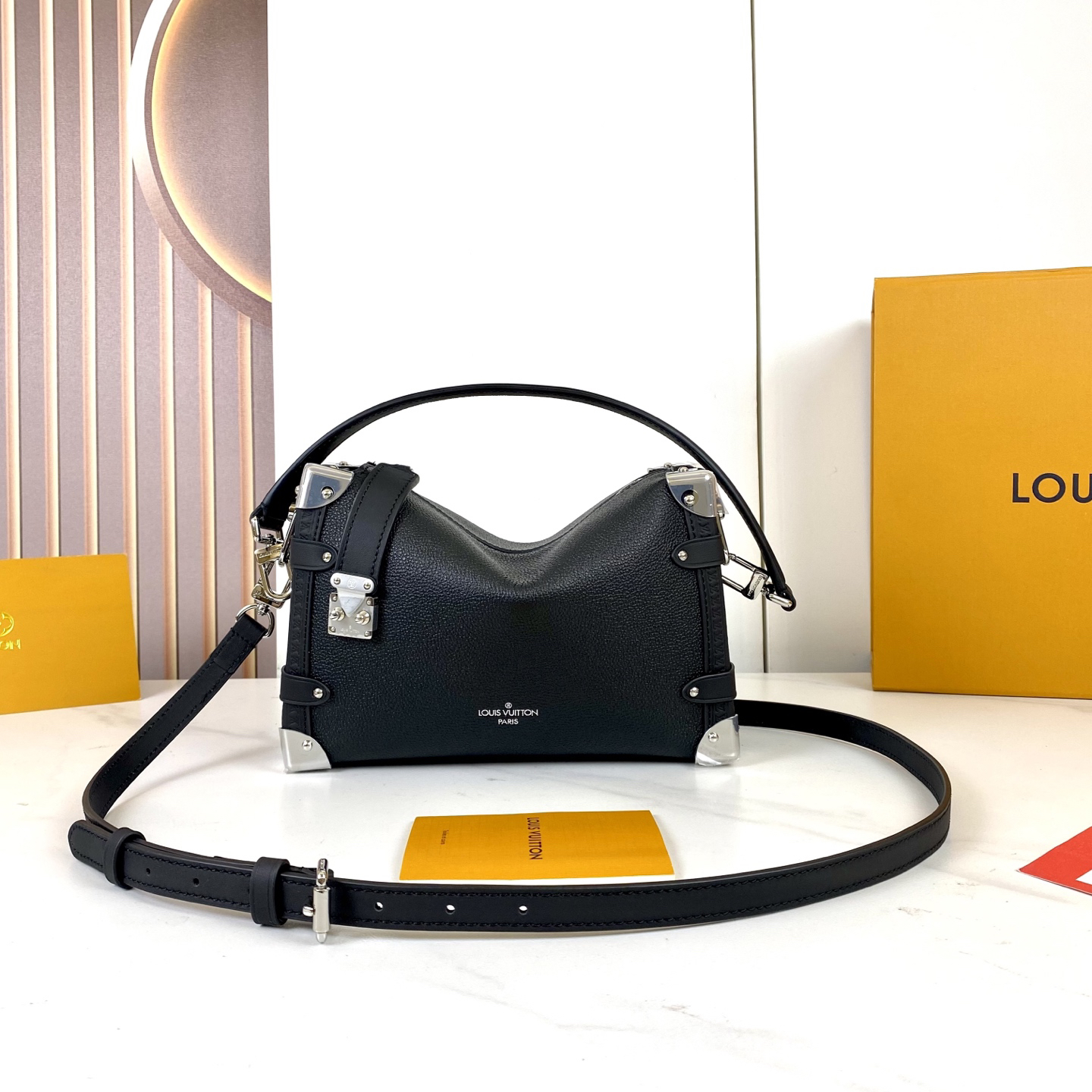 Louis Vuitton Hot New Product-93