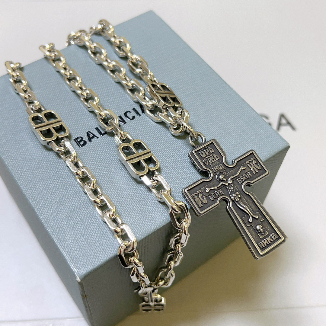 Balenciaga necklace-88