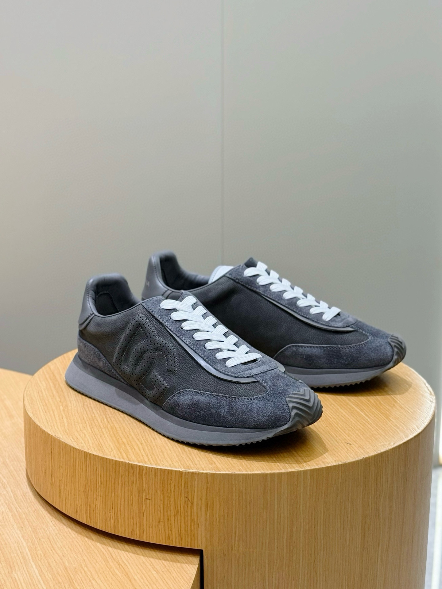 D&G Sneakers-94
