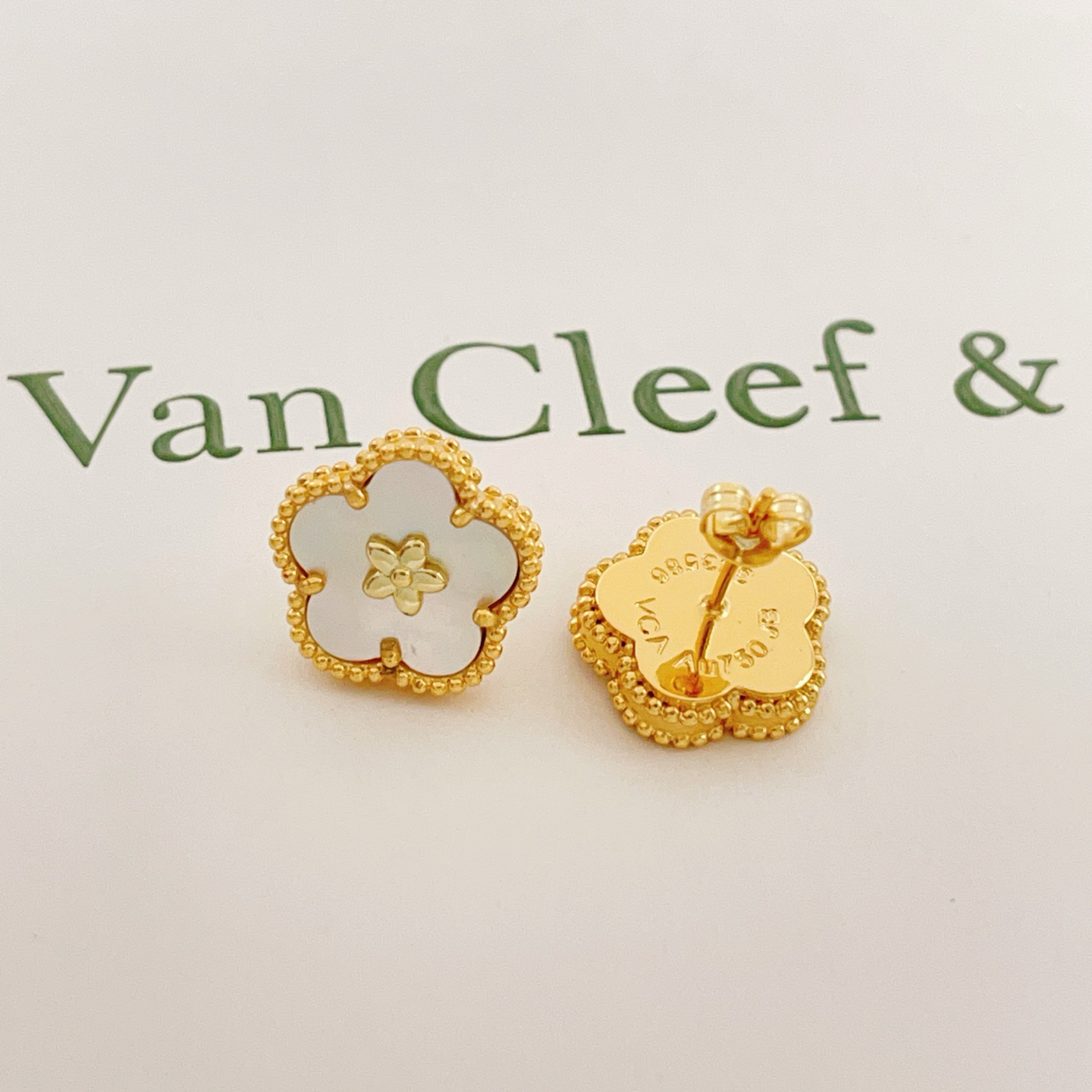 Van Cleef & Arpels earring-5