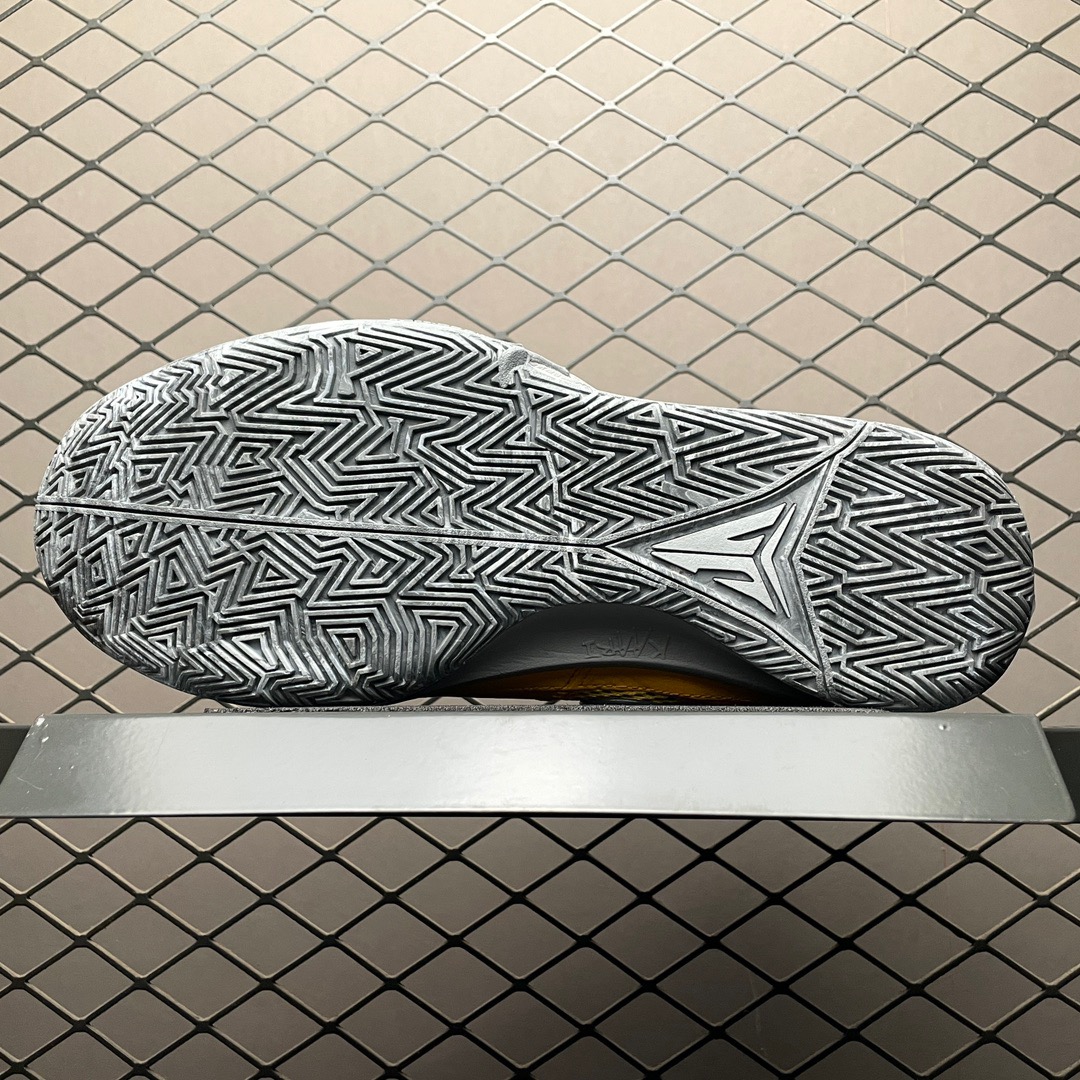 Nike Sneakers-206