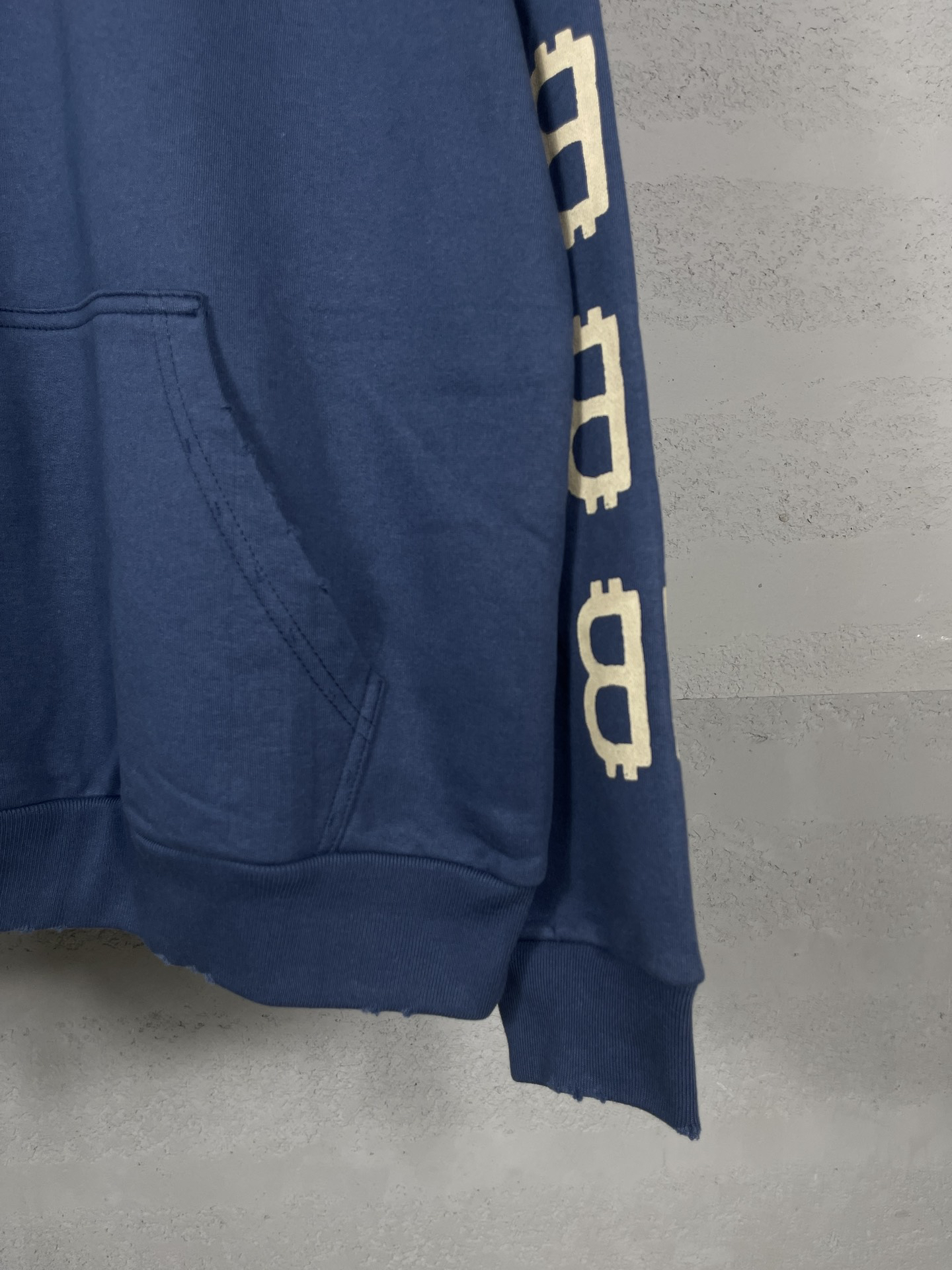 Balenciaga clothing-217