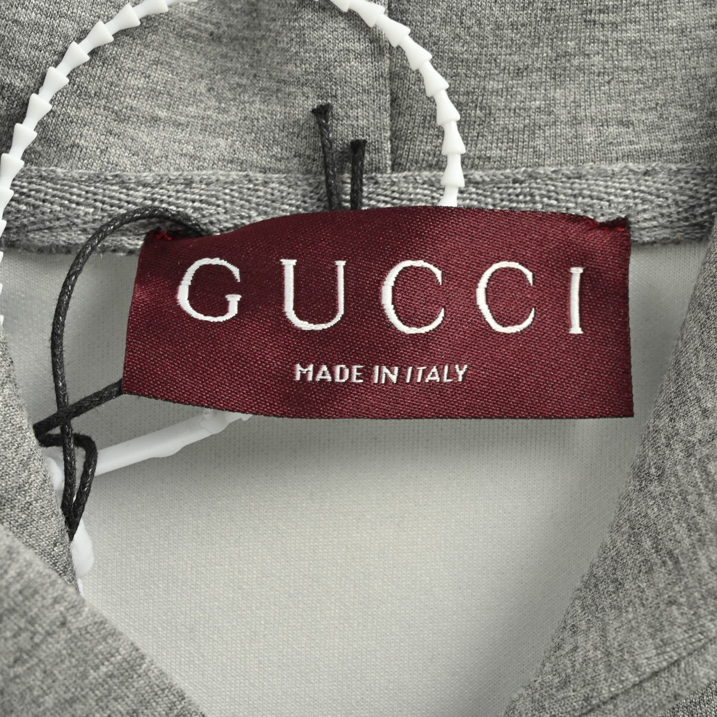 Gucci Clothing-315