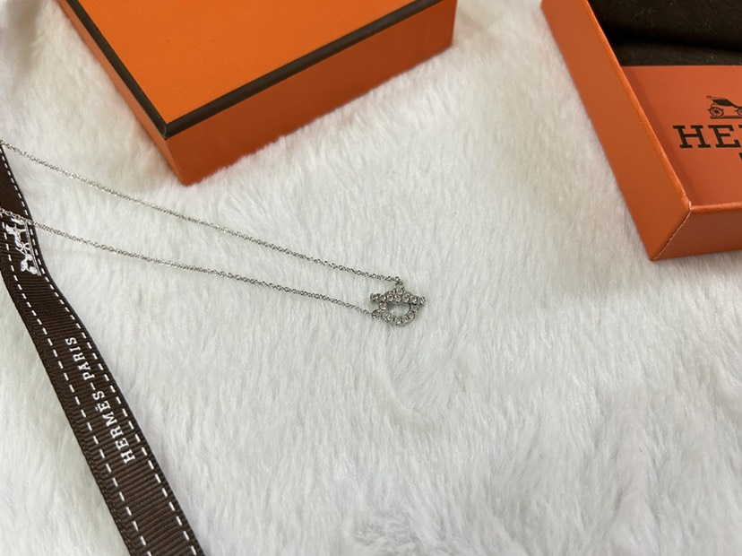 Hermes necklace-14