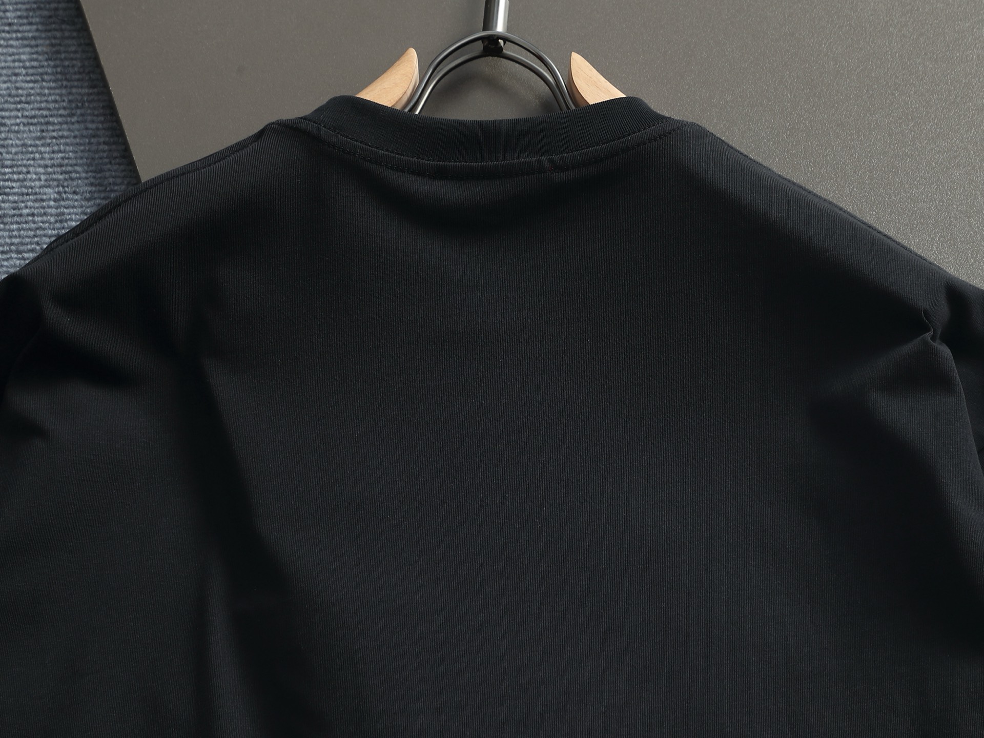 Gucci clothing-144