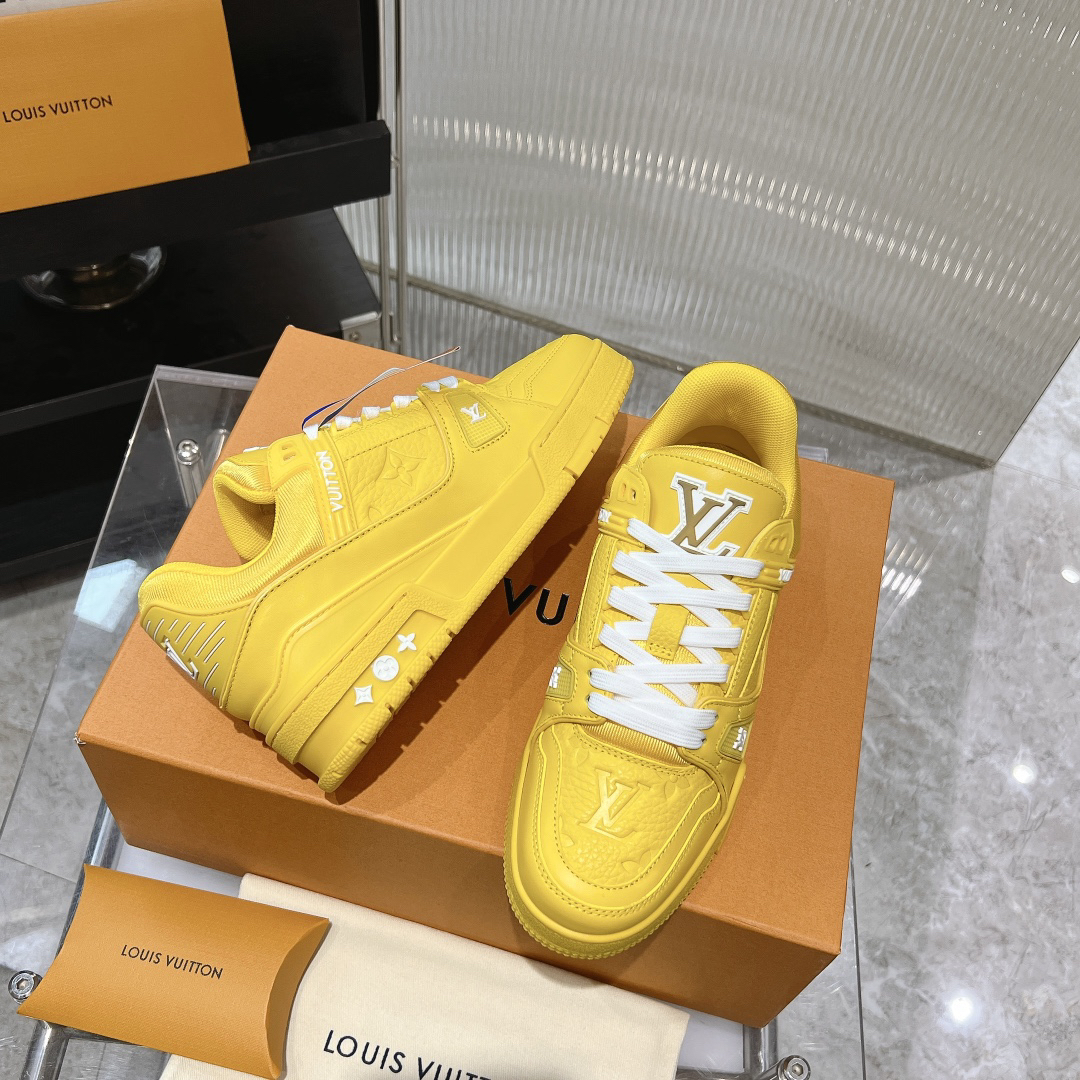 Lv Sneakers-32