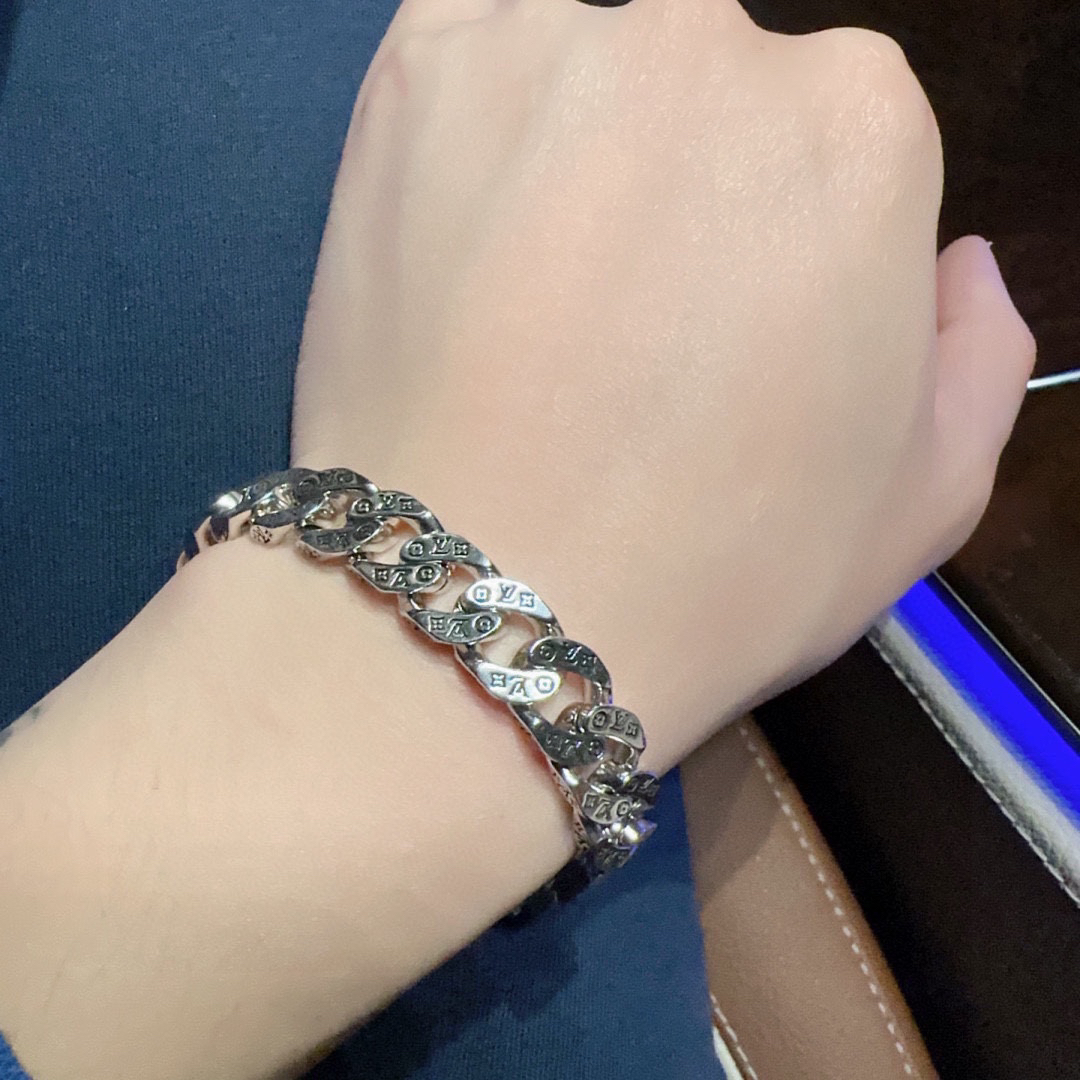 LV Bracelet-24