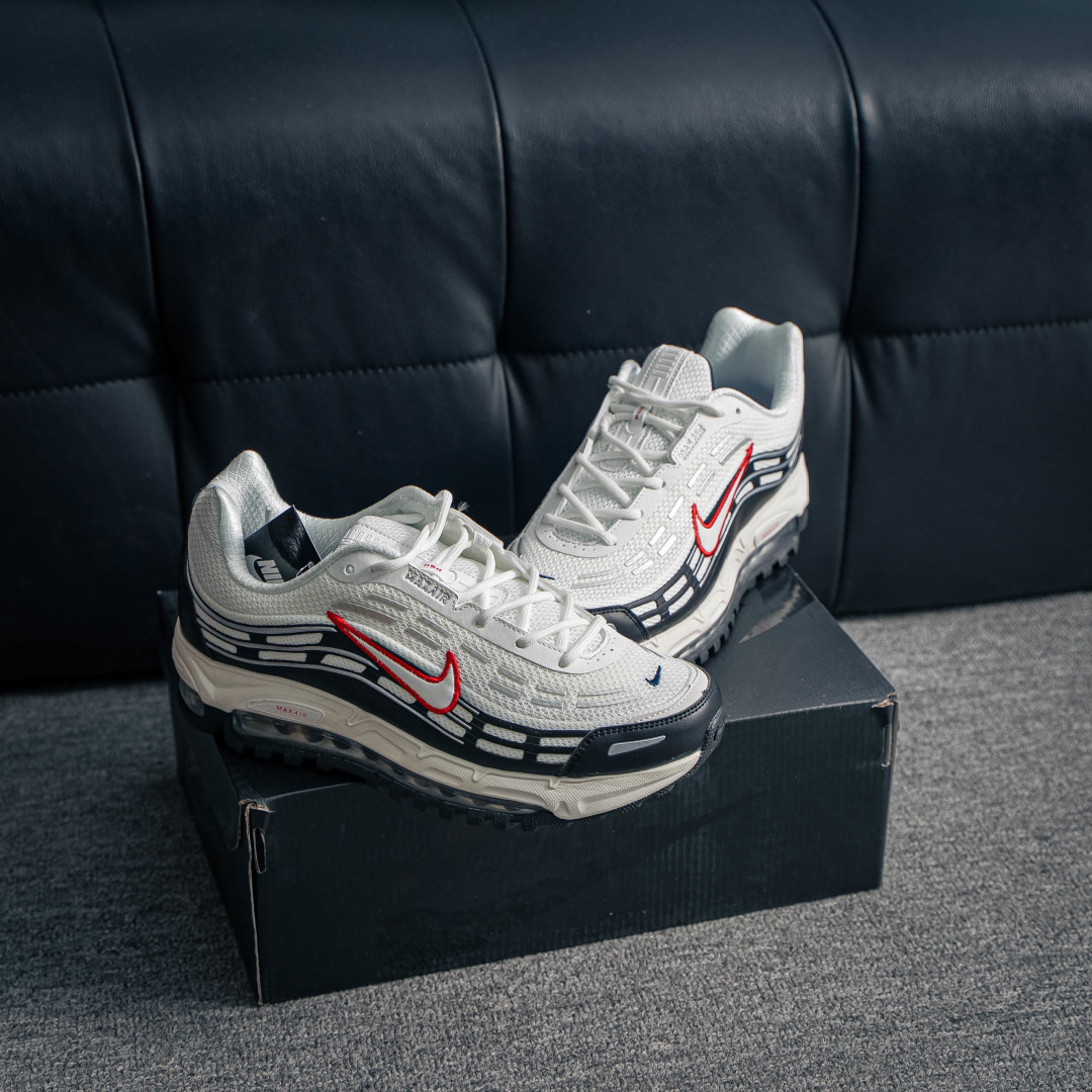 Nike Sneakers-123