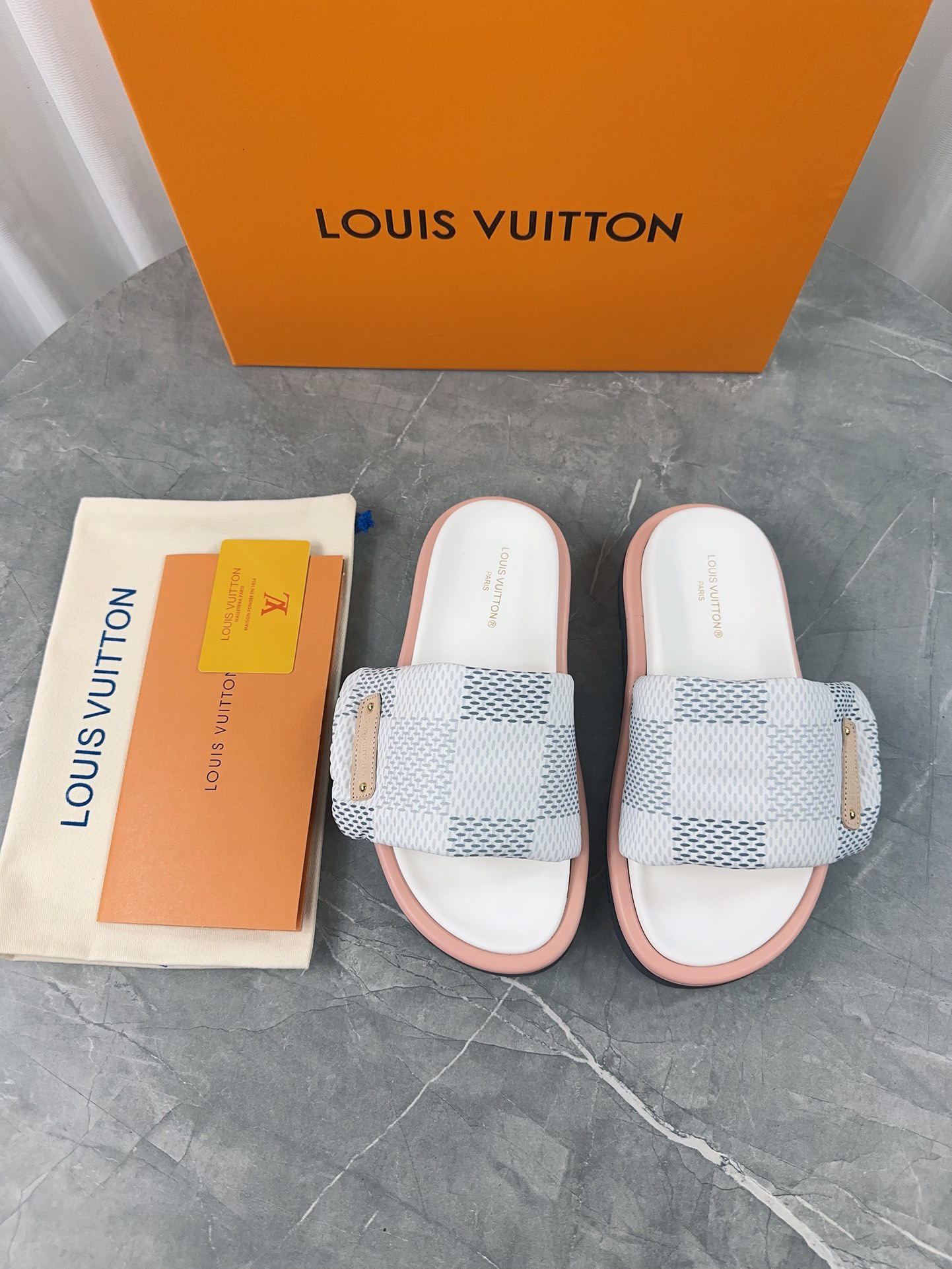 LV Summer footwear