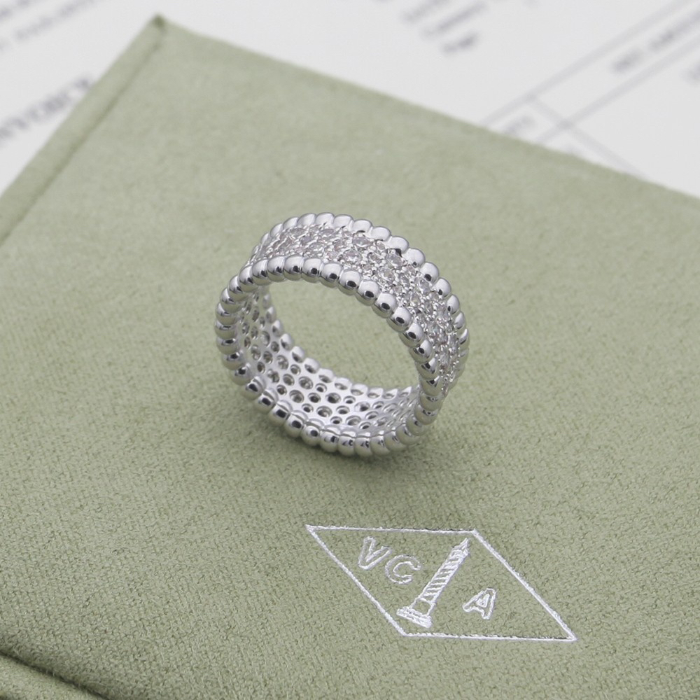 Van Cleef & Arpels ring-56