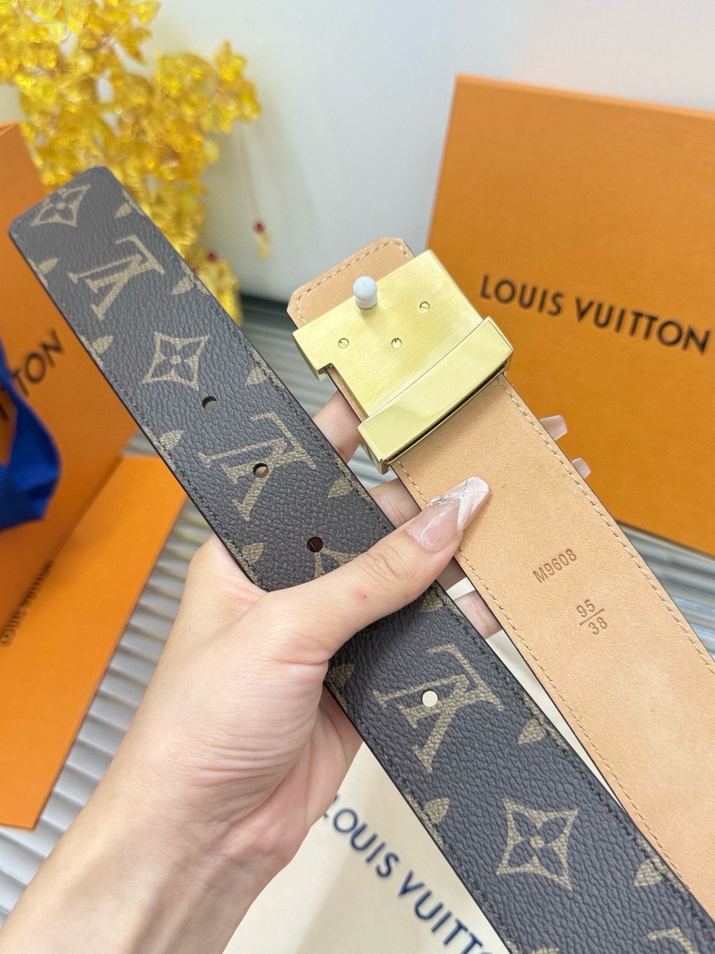 Lv belt-7