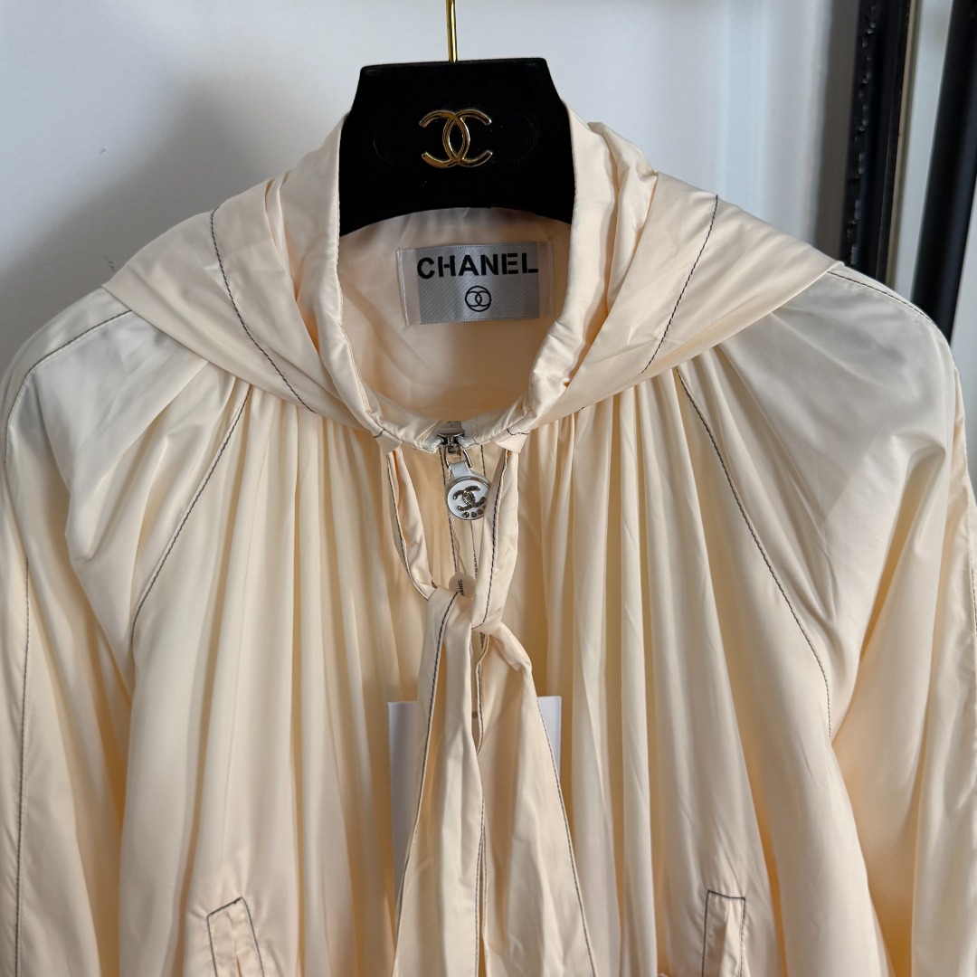 Chanel Clothing-191