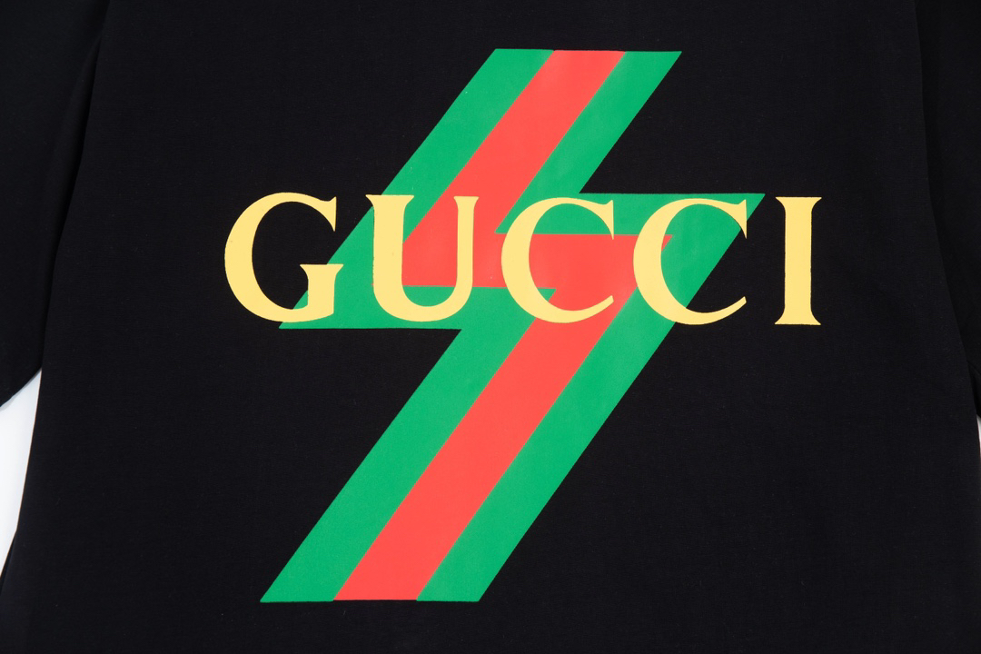 LV clothing-59
