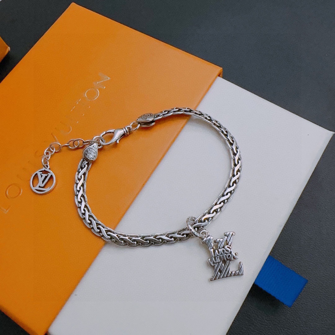 LV Bracelet-30