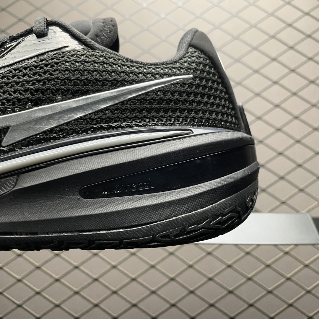 Nike Sneakers-181