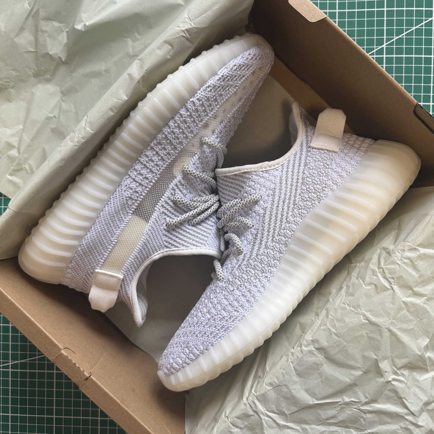 Adidas Sneakers-240