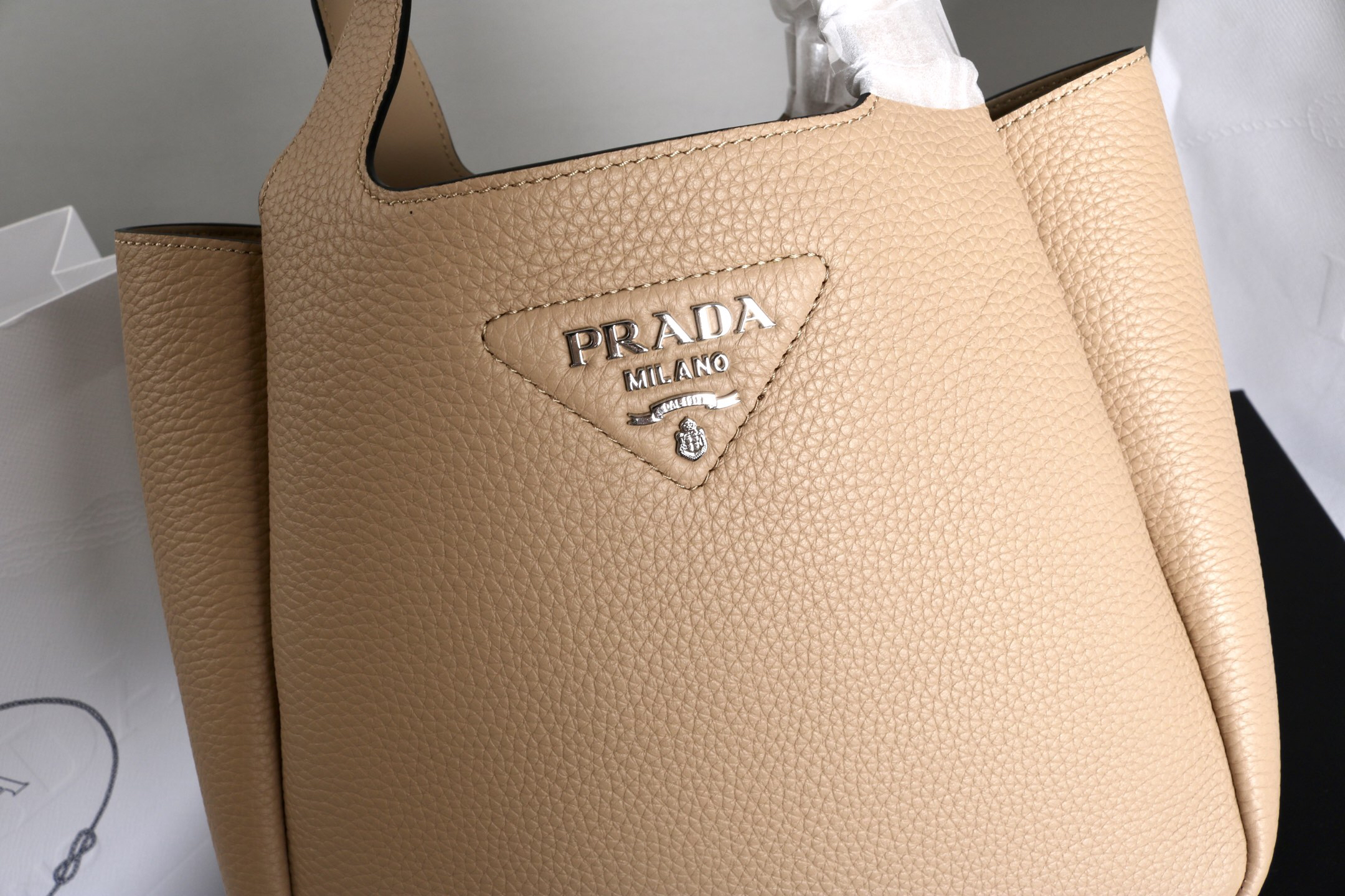 Prada Hot New Product-84