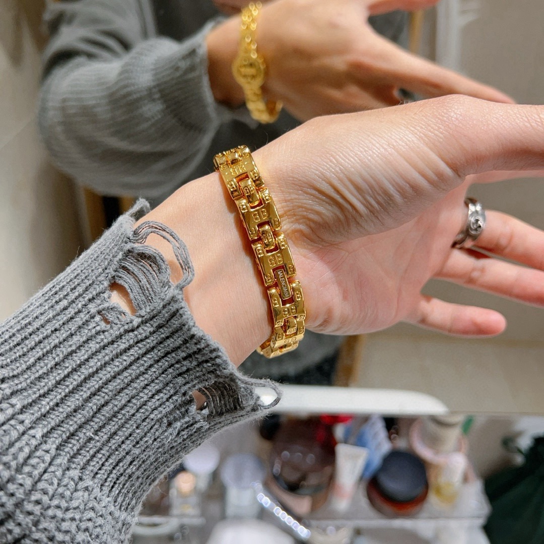 Balenciaga Bracelet-35