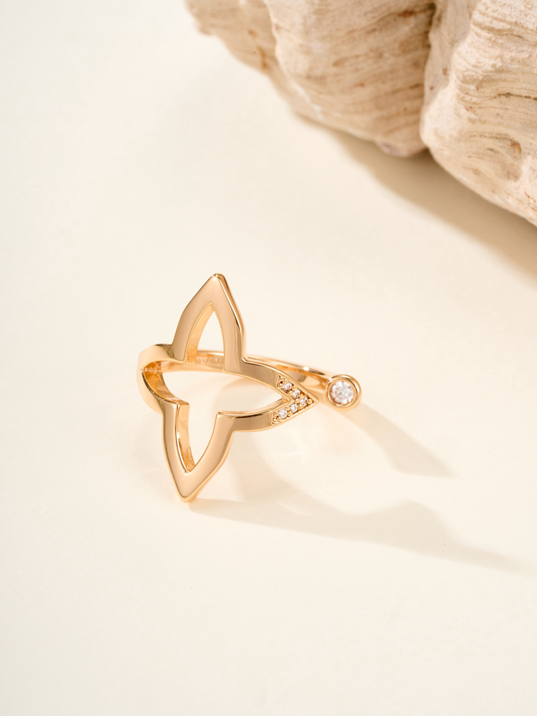 LV ring-20