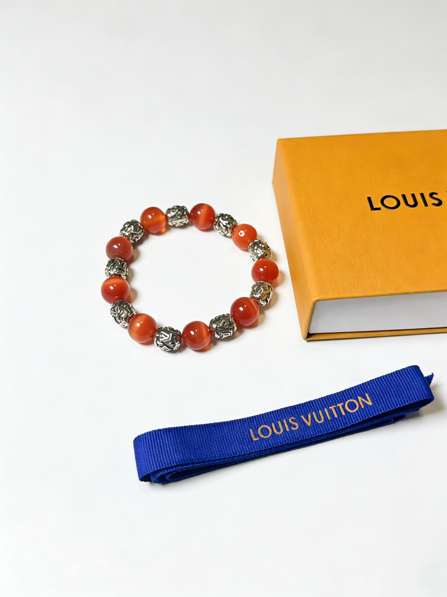 LV Bracelet-37