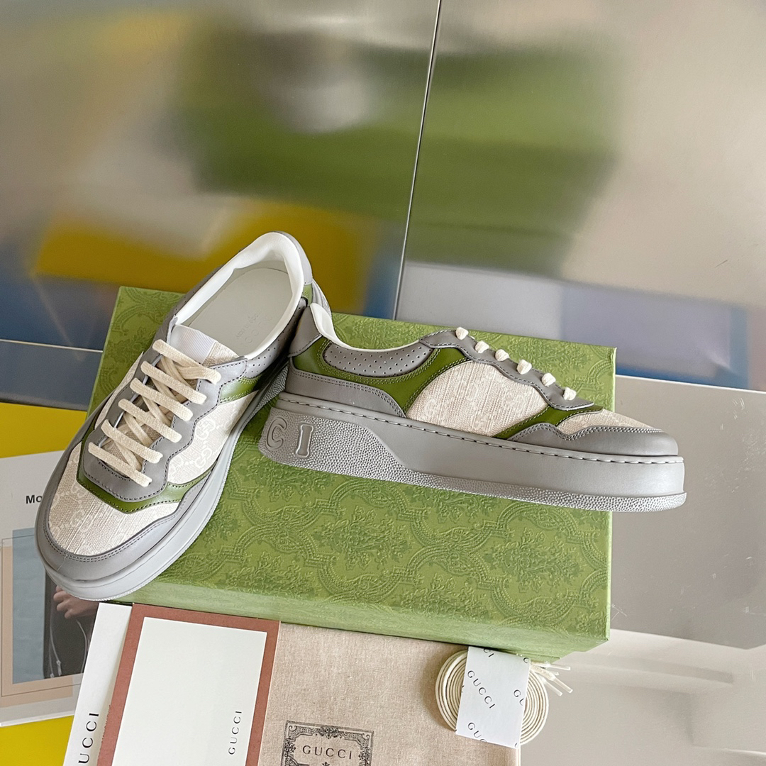 Gucci Sneakers-166