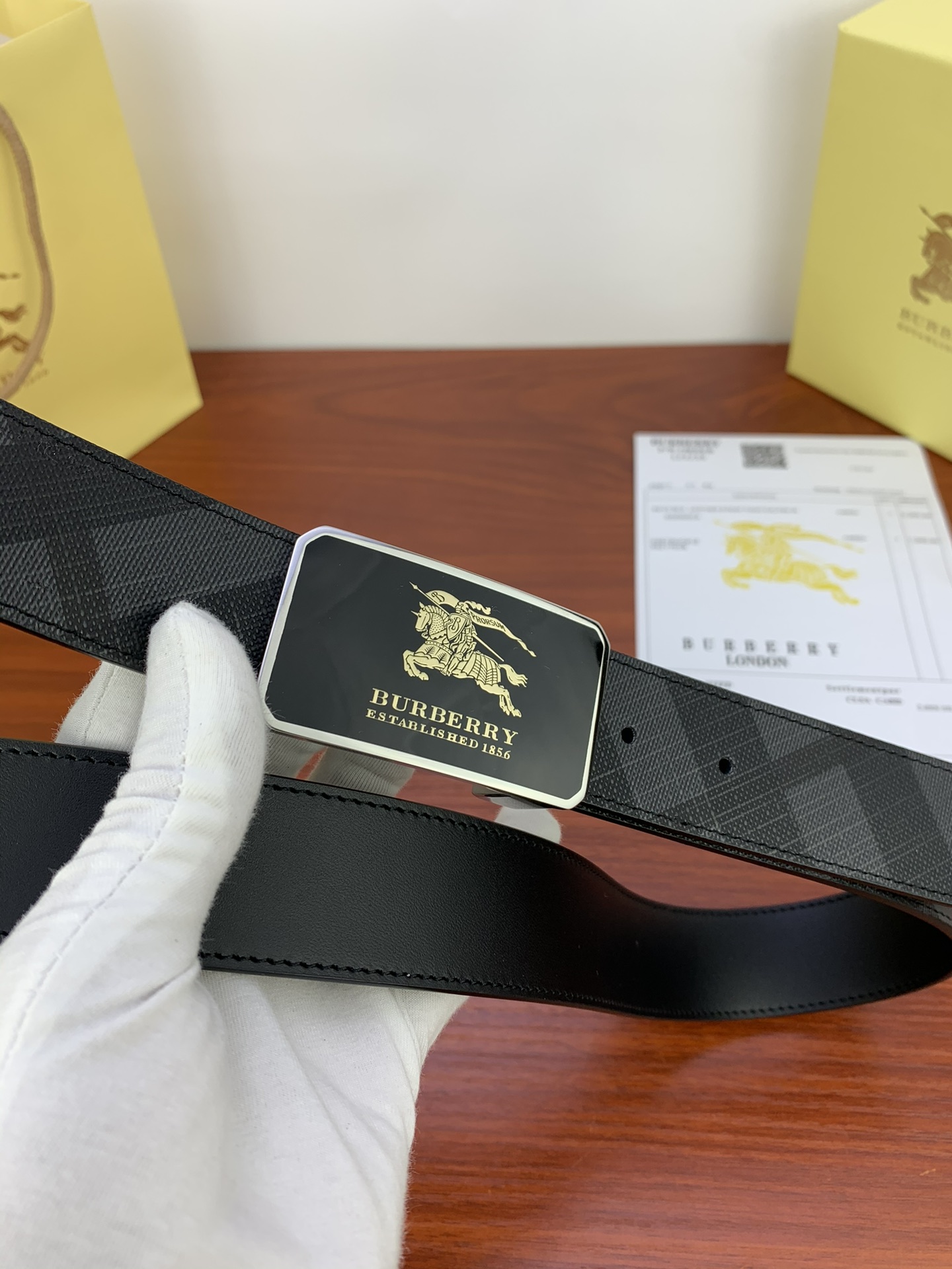 Burberry belt-88