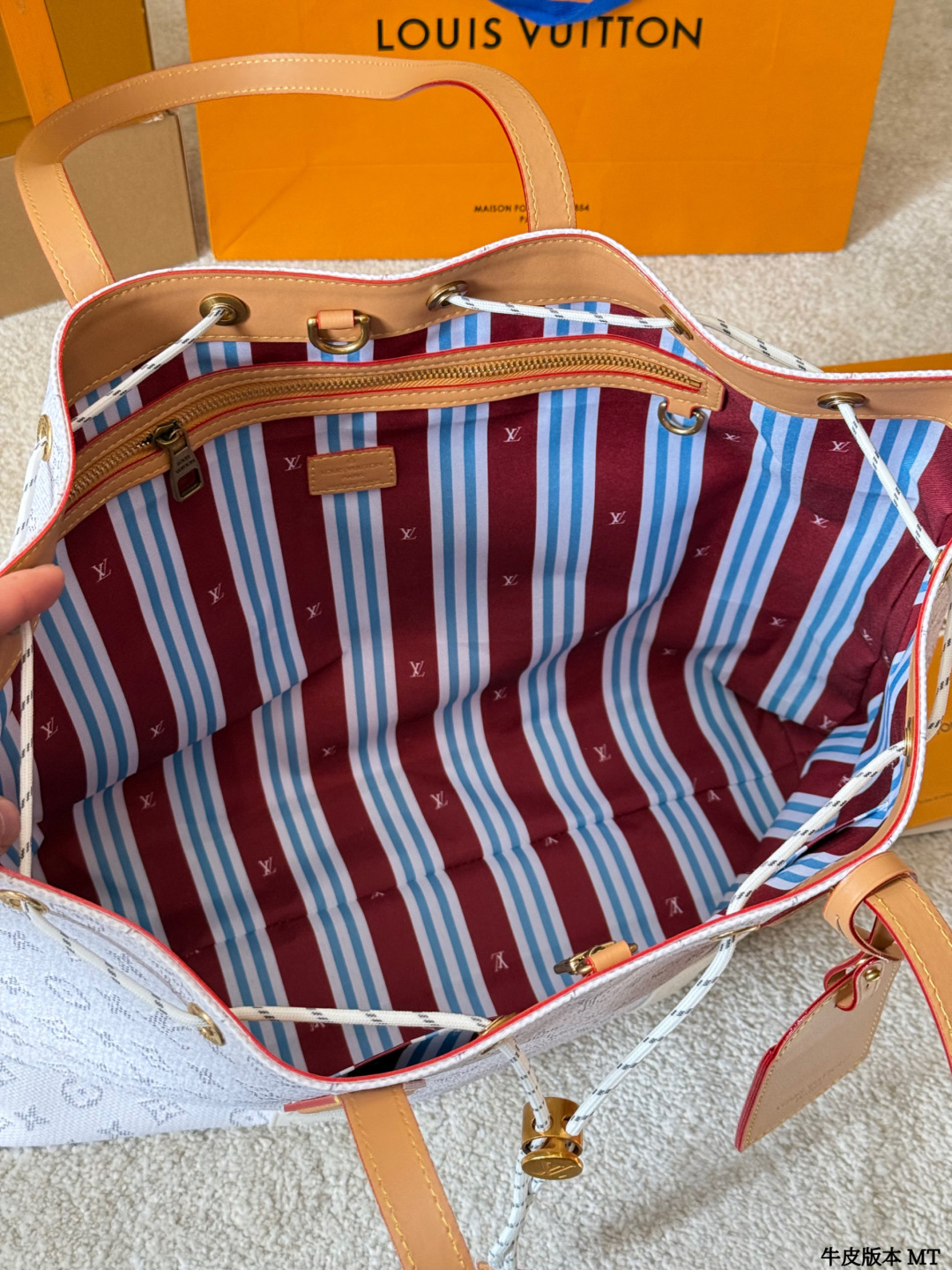 Louis Vuitton Hot New Product-177