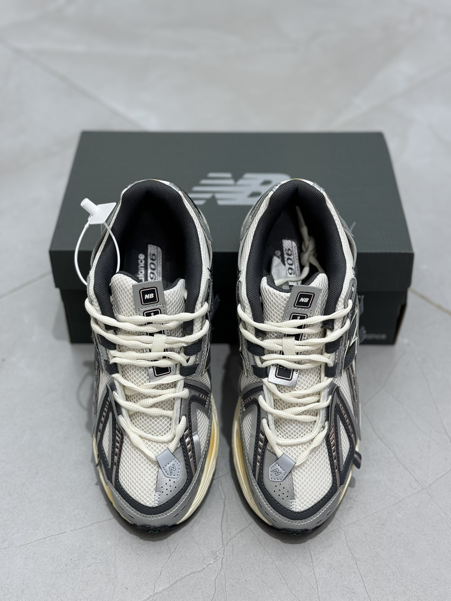 New Balance Sneakers-150