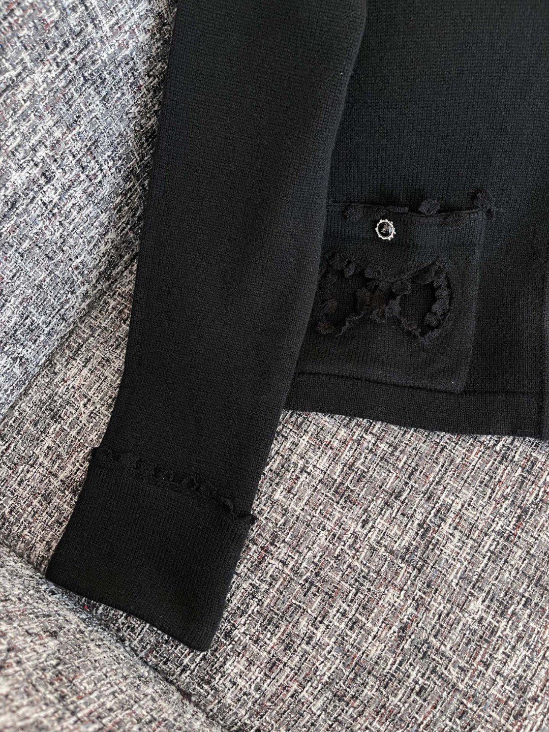 Chanel Clothing-57