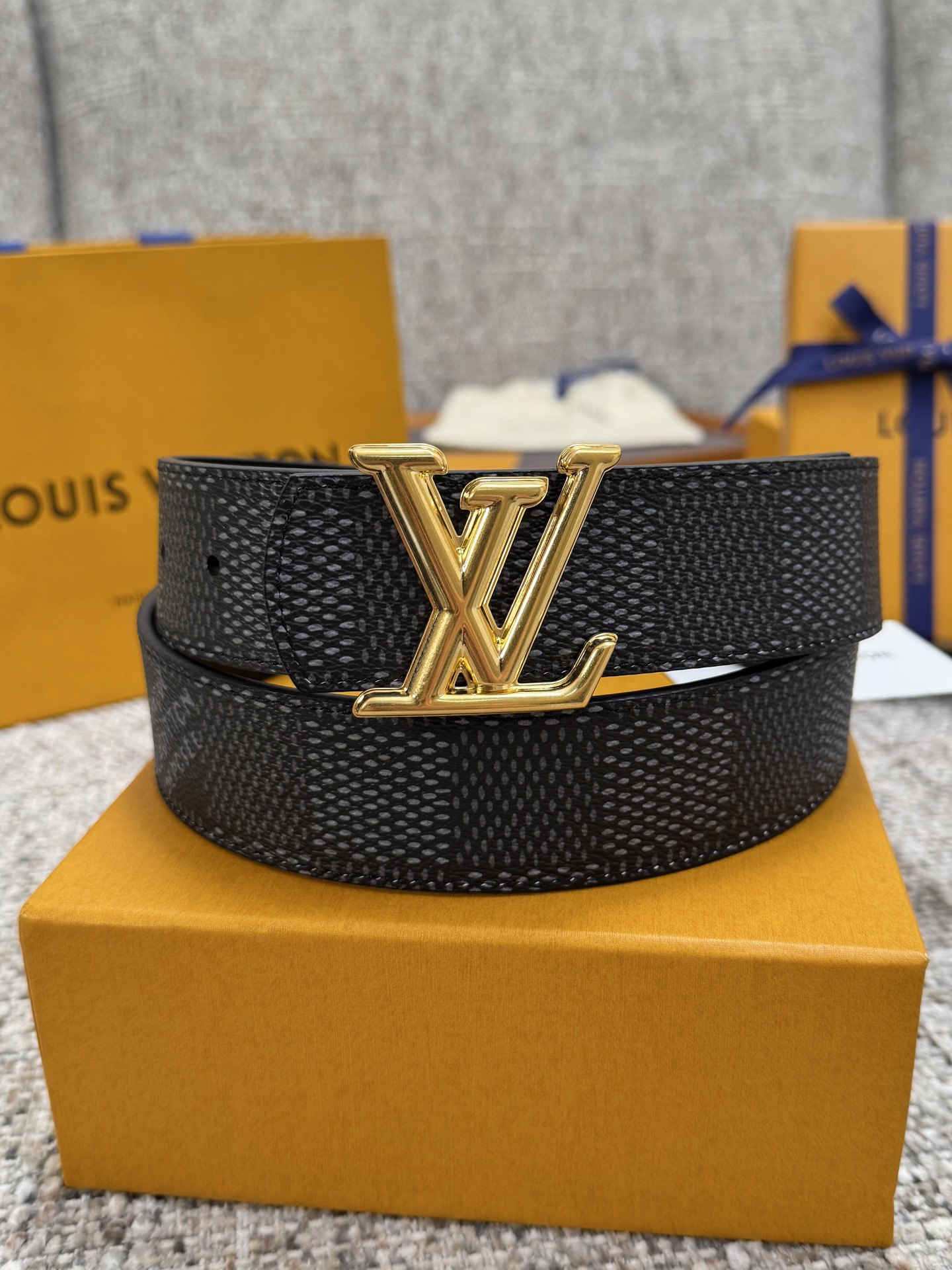 Lv belt-37
