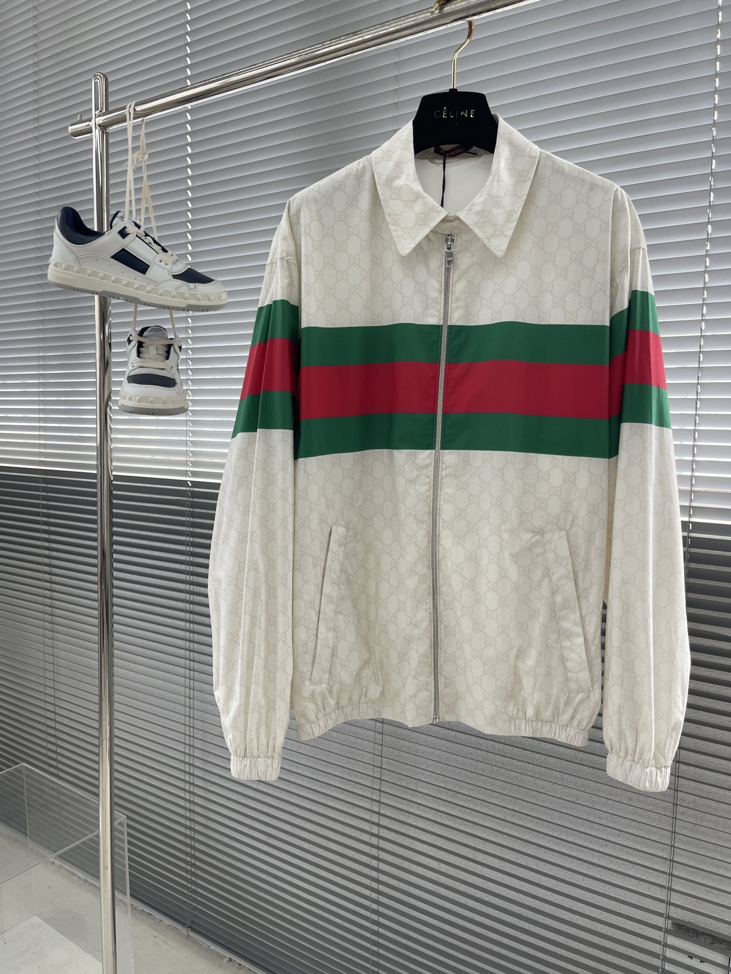 Gucci Clothing-182