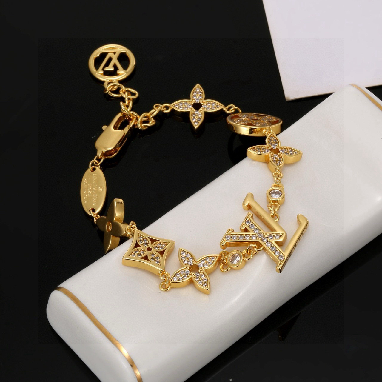 LV Bracelet-54