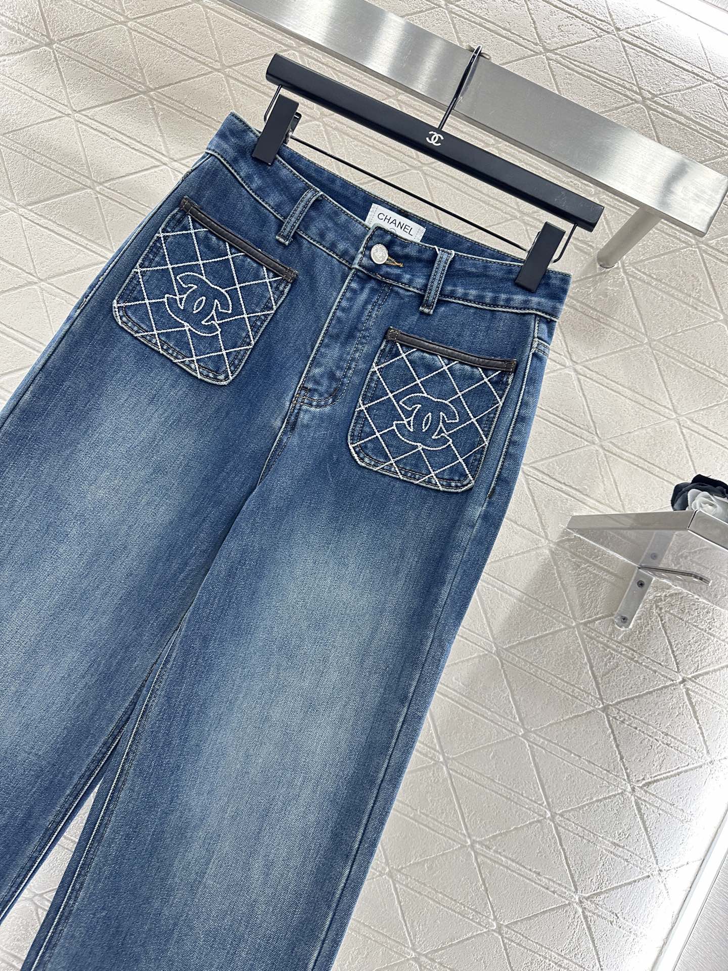 Chanel clothing-132