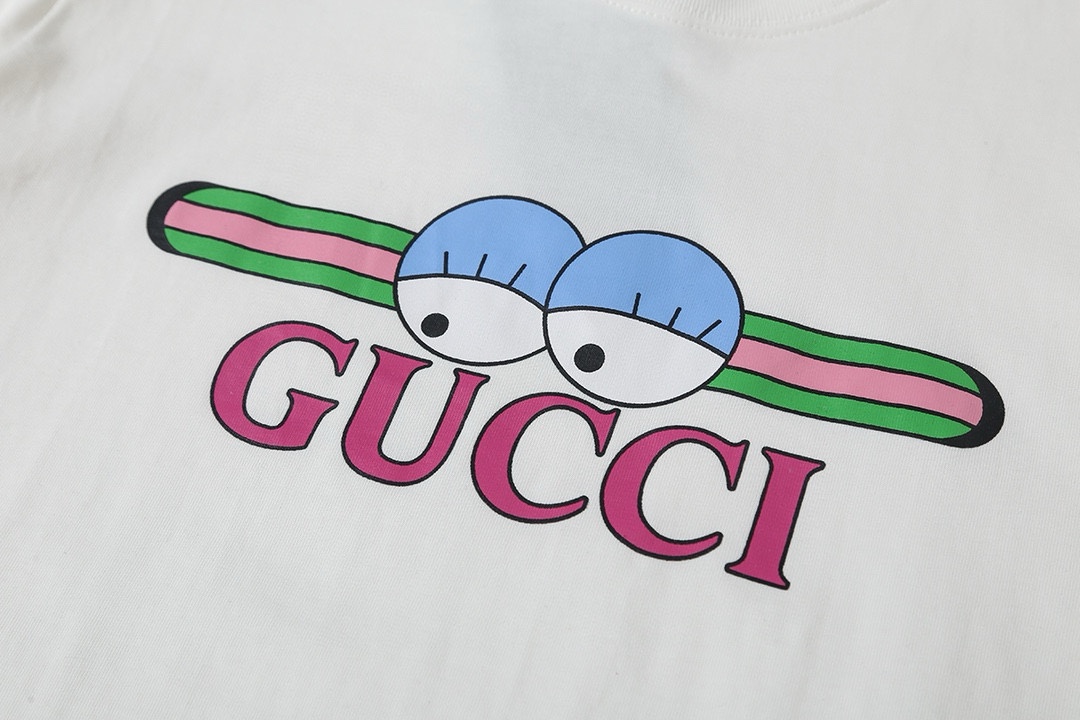 Gucci clothing-18