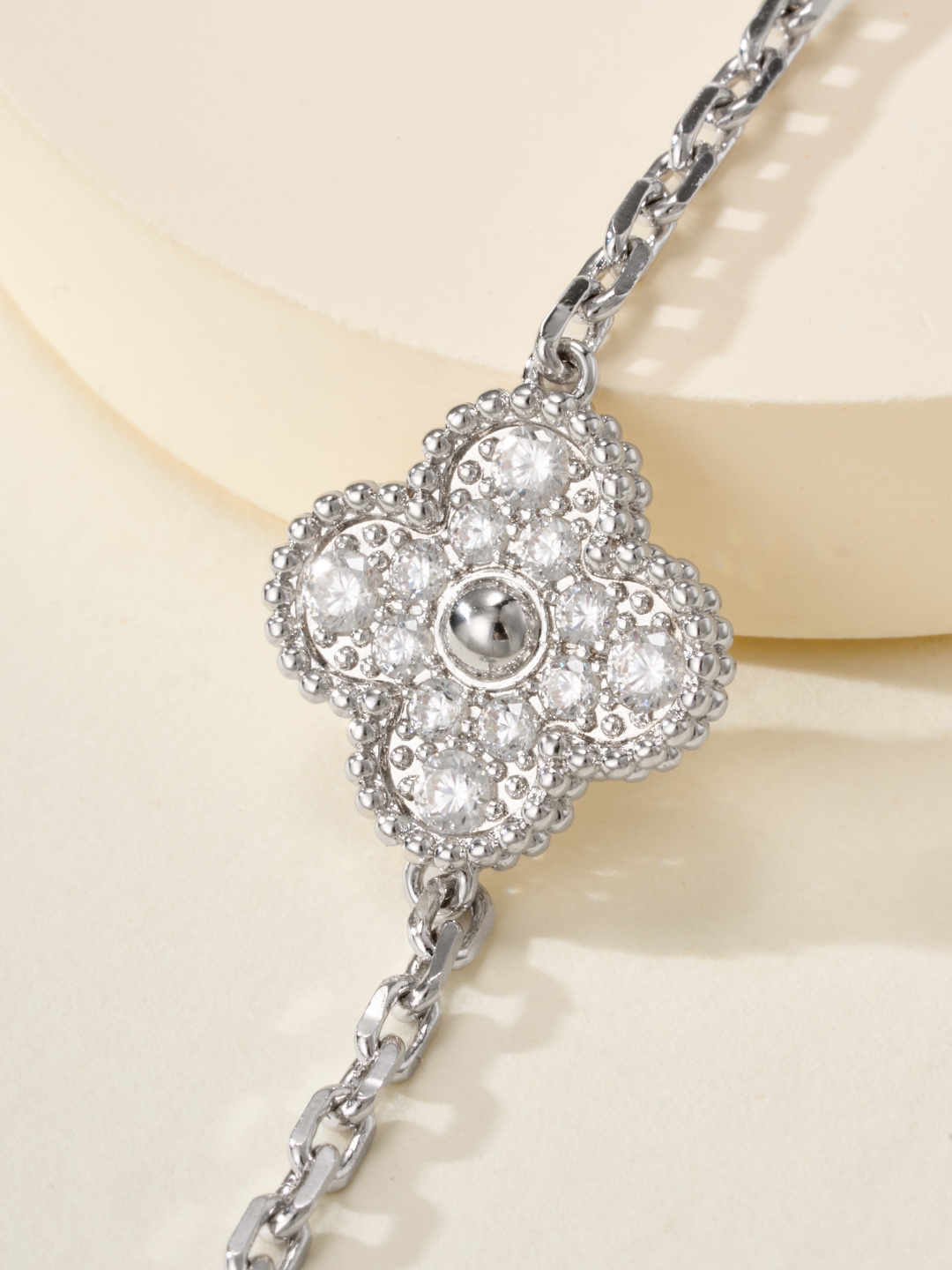 Van Cleef & Arpels Bracelet-21