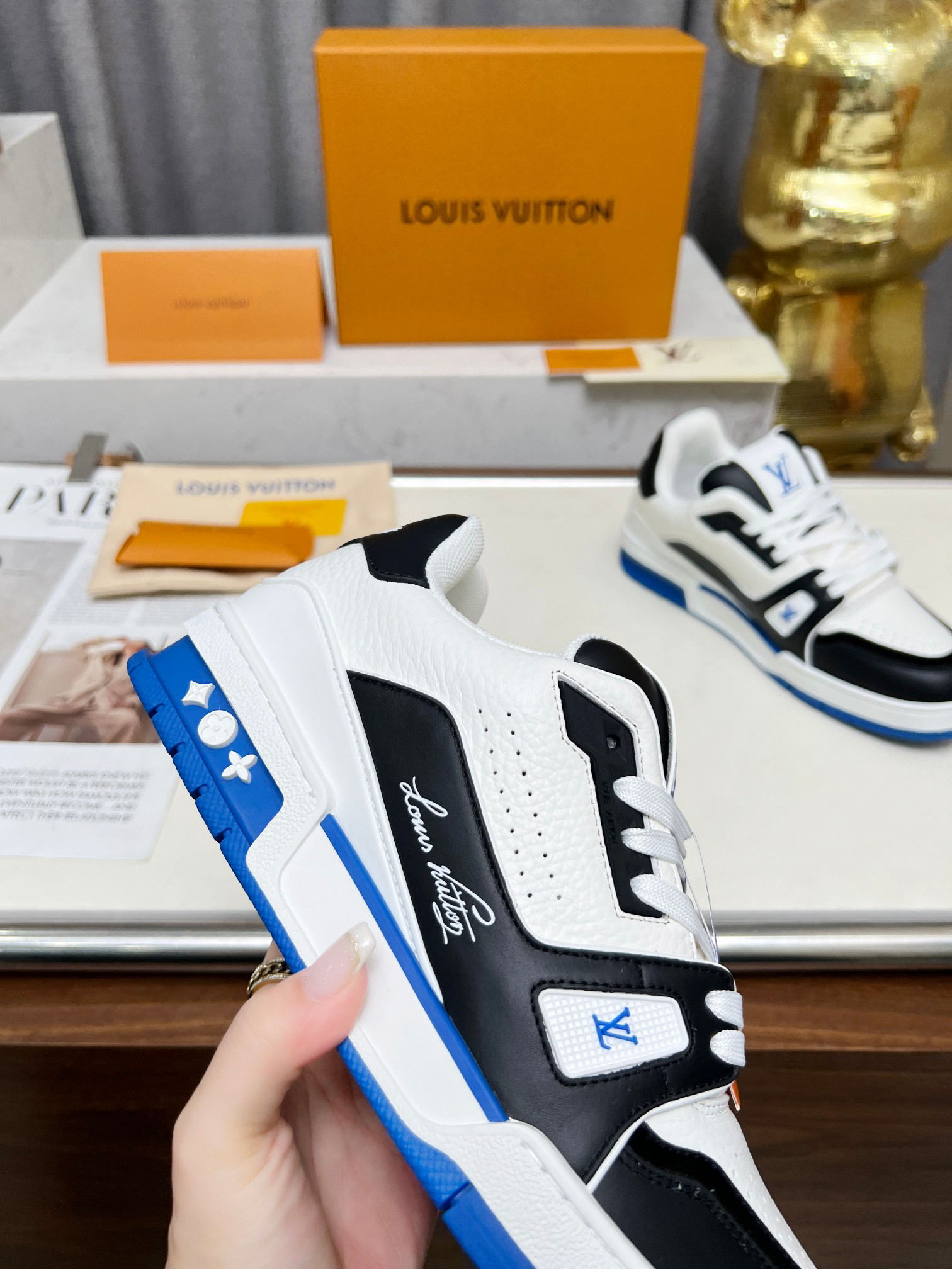 Lv Sneakers-66